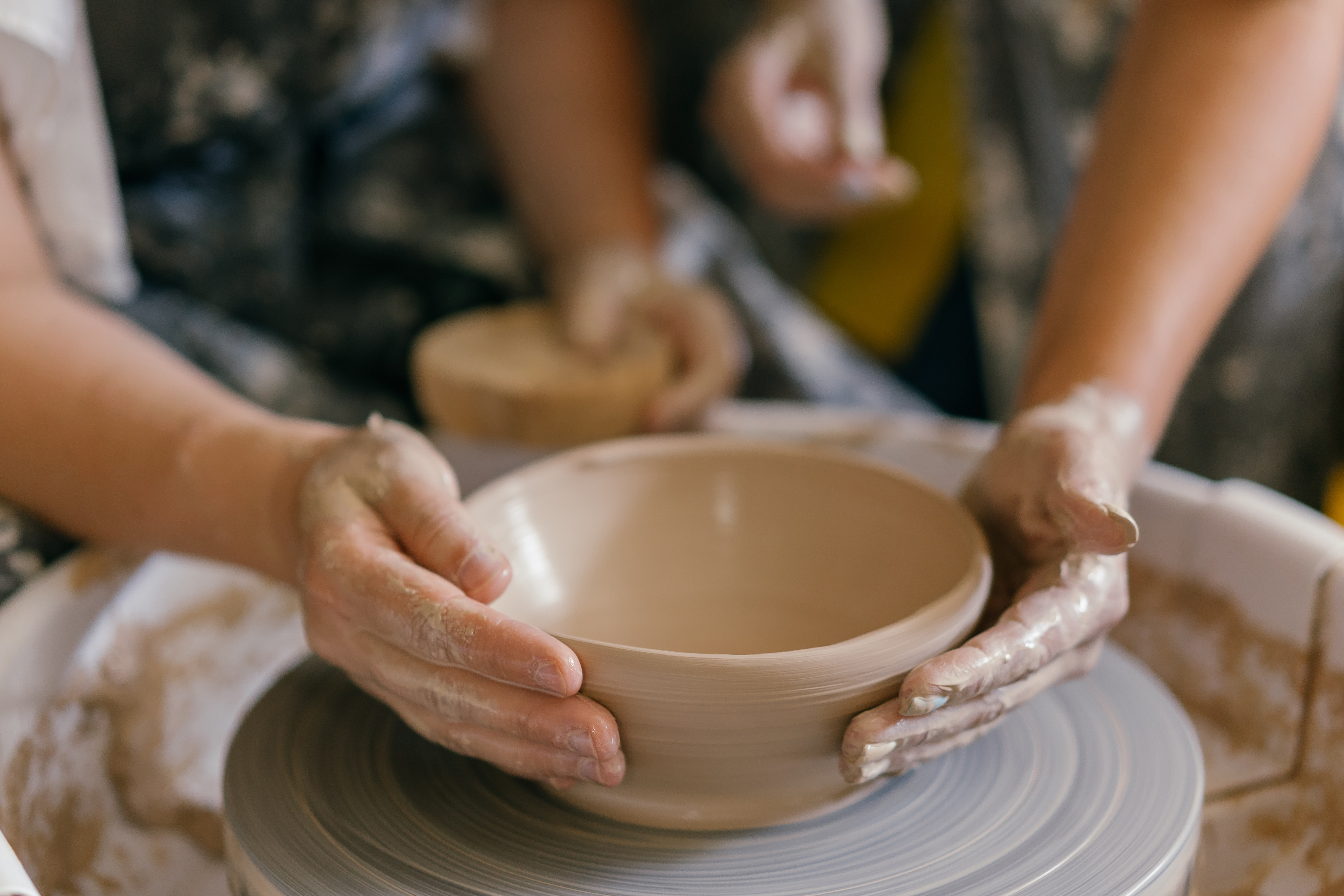 Workshop Pottenbakken: Draaien met klei - Foto