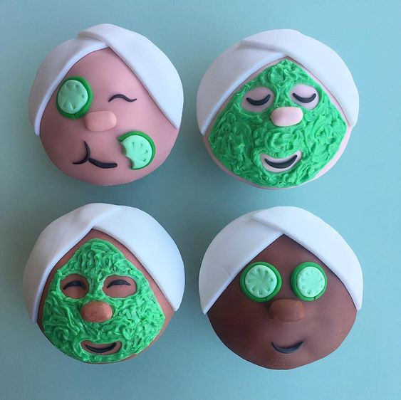 Workshop Cupcakes versieren (van boerderijdiertjes tot KUTcakes) - Foto