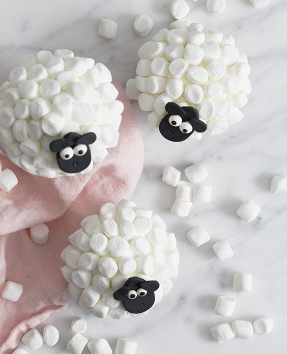 Workshop Cupcakes versieren (van boerderijdiertjes tot KUTcakes) - Foto