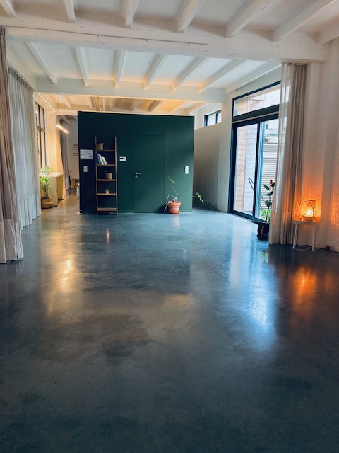 SIP & YOGA voor teams / teambuilding - Foto