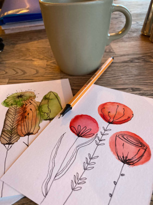 bloemmotieven tekenen met brushpen en fineliner