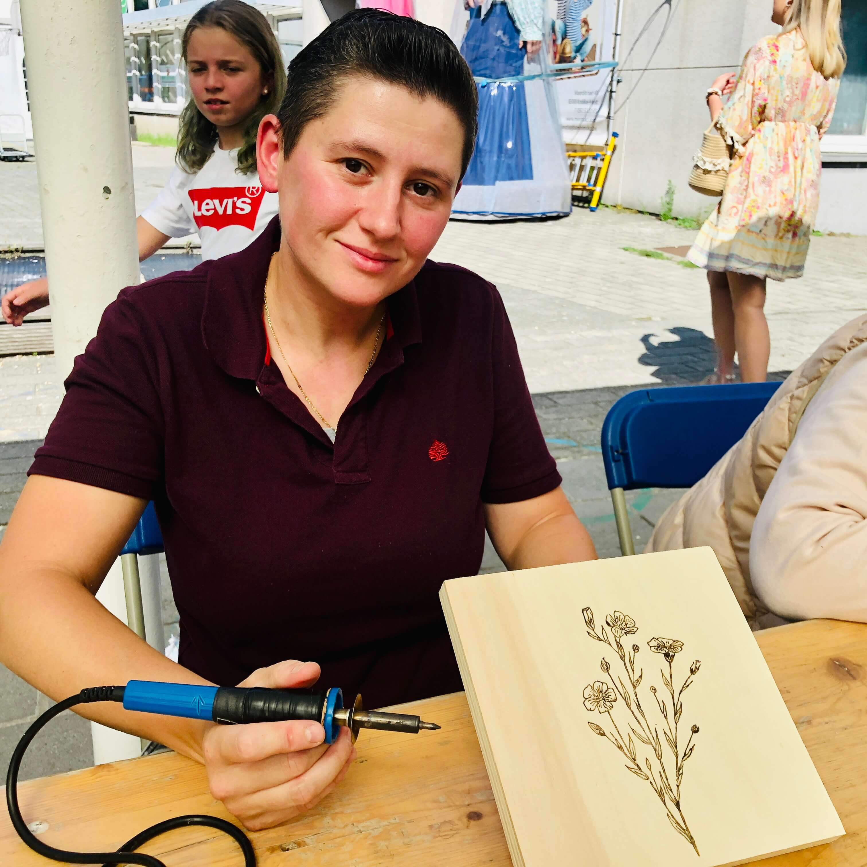 Pyrografie (houtbranden) voor teambuildings - Foto