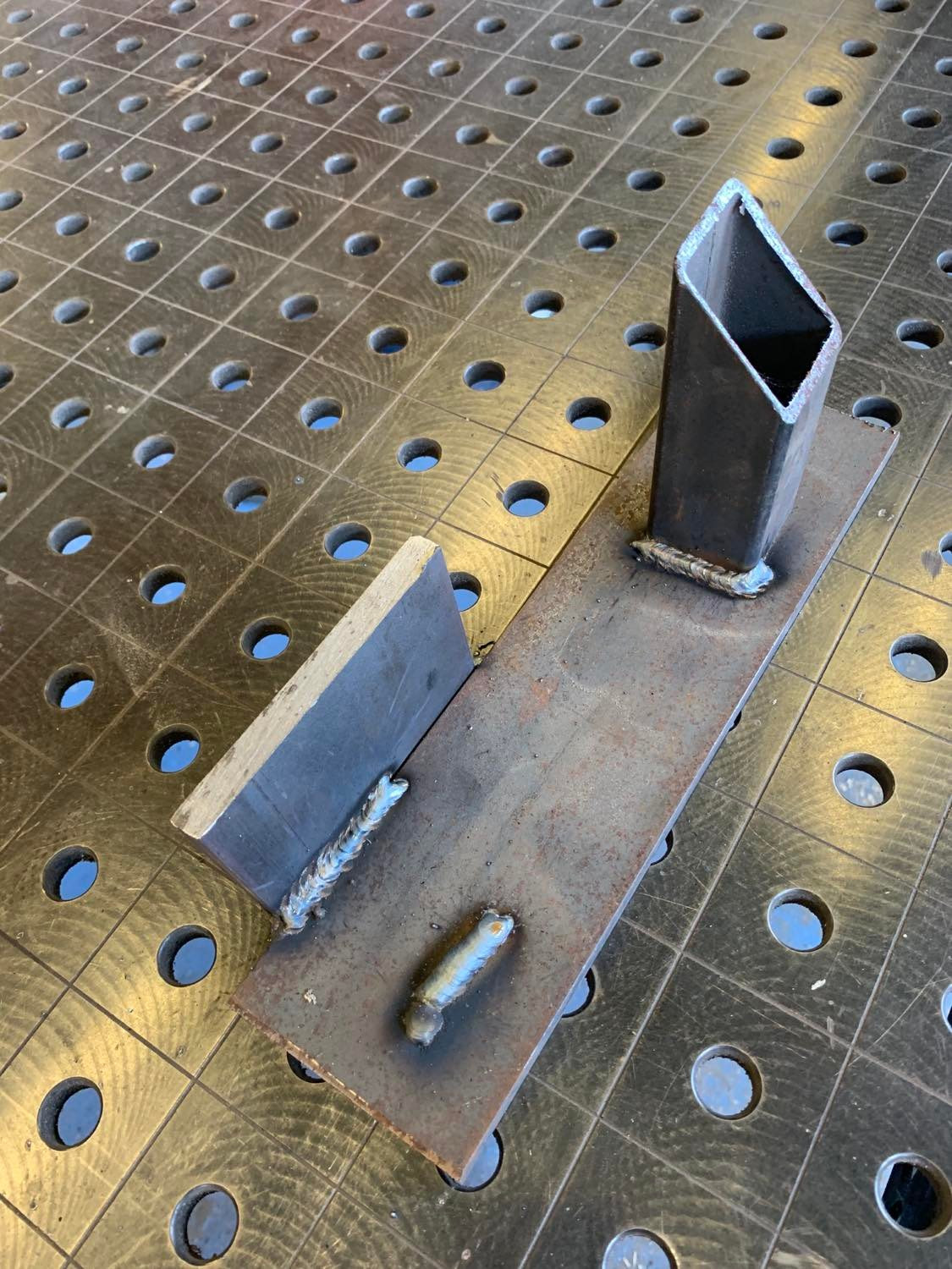 ZOMERVAKANTIE - Jeugd workshop intro halfautomaat lassen - Foto