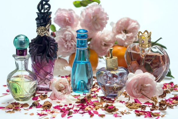 Natuurlijke parfums - een innerlijke geurreis (+15j) 1 sessie van  2uur ( vrn1pa_3010)