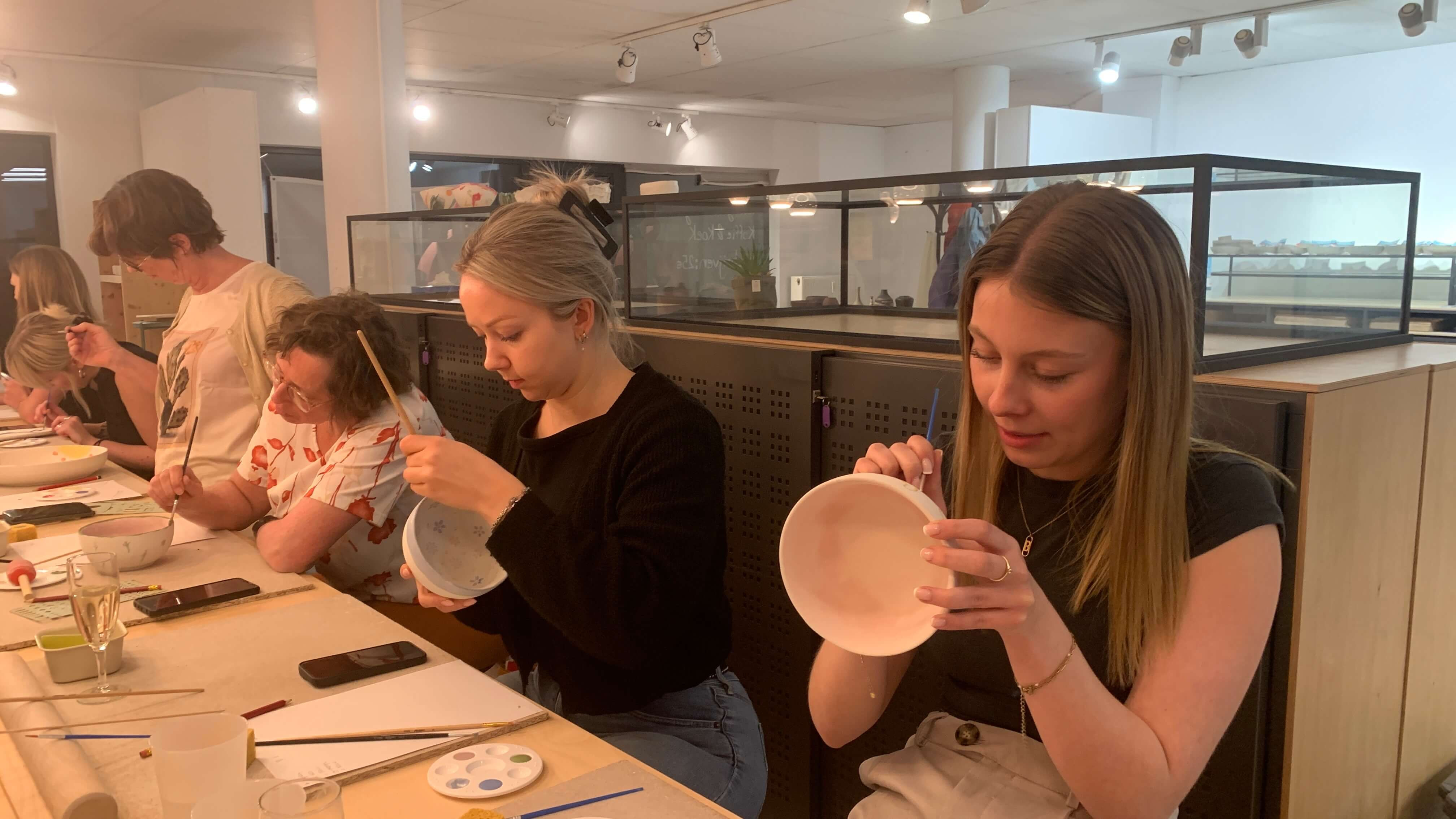 Pottery Painting - Workshop @Pepa Ceramics - Foto