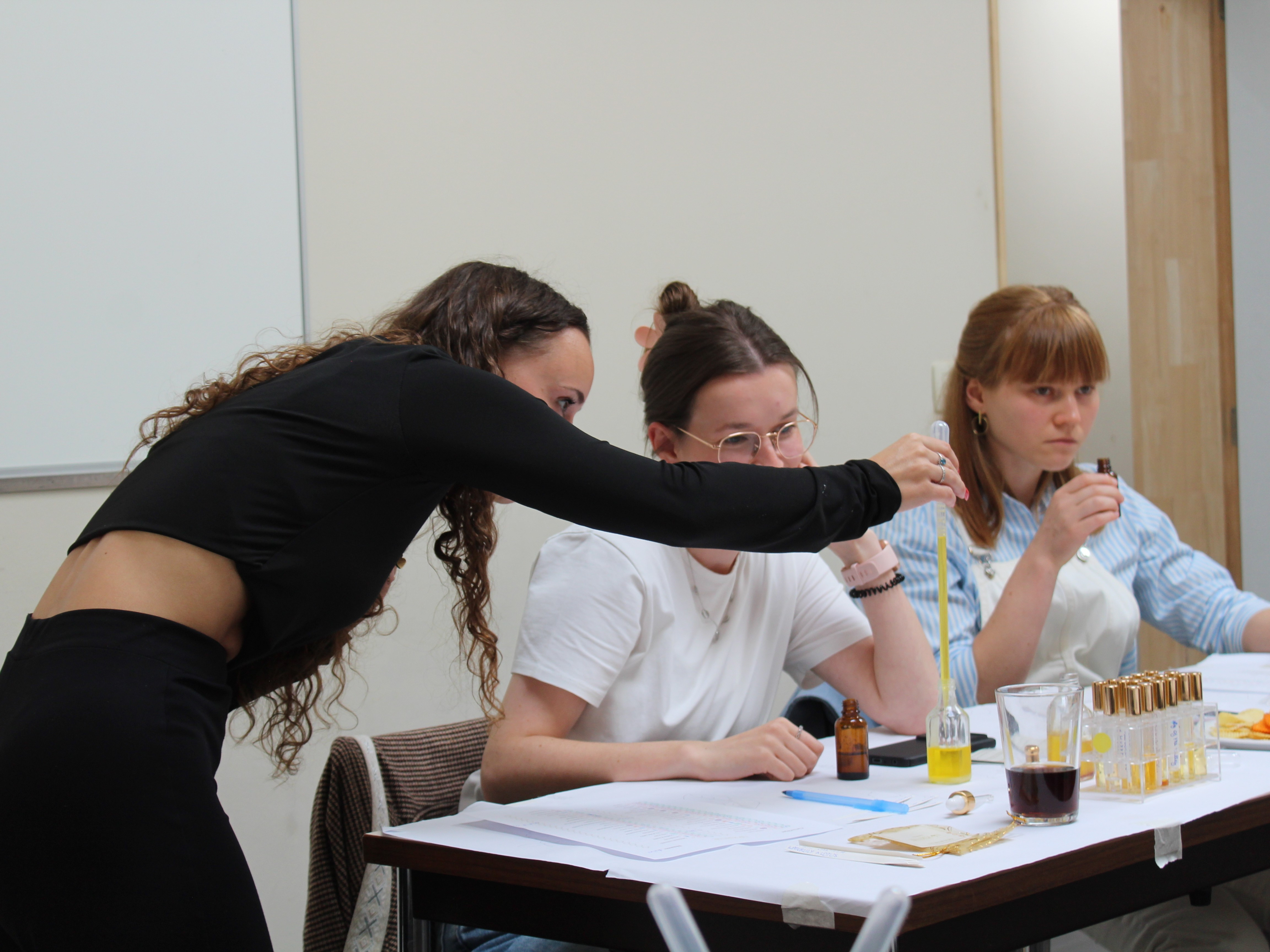 PARFUM maken - Foto