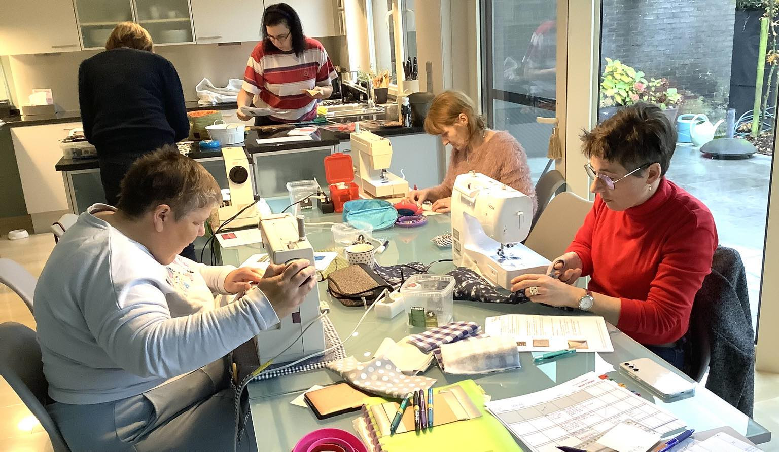 KERST WORKSHOP🎄 maak jouw eigen 3D kerstboom of kerstlaars (met de naaimachine) - Foto