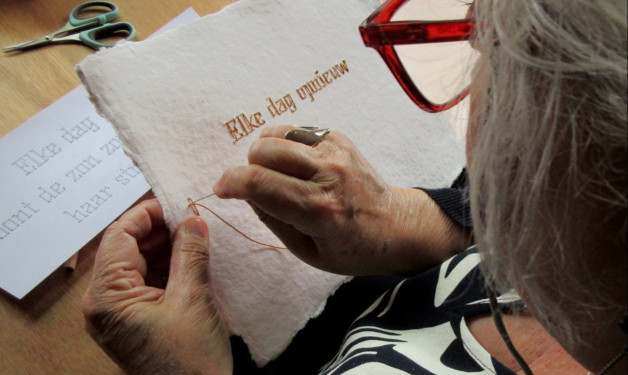 Workshop Haiku borduren, creatieve verbinding met taal en draad.
