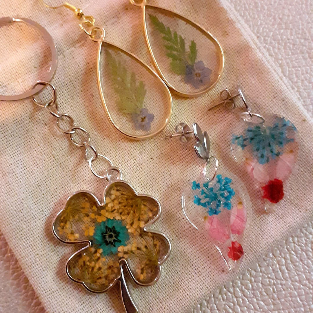 Workshop Juwelen maken met bloemen - Foto