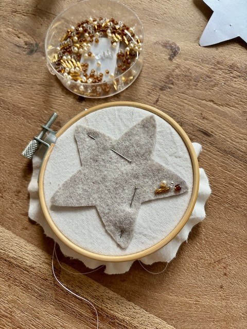 DIY Pakket: borduren met kralen voor kerst - Foto