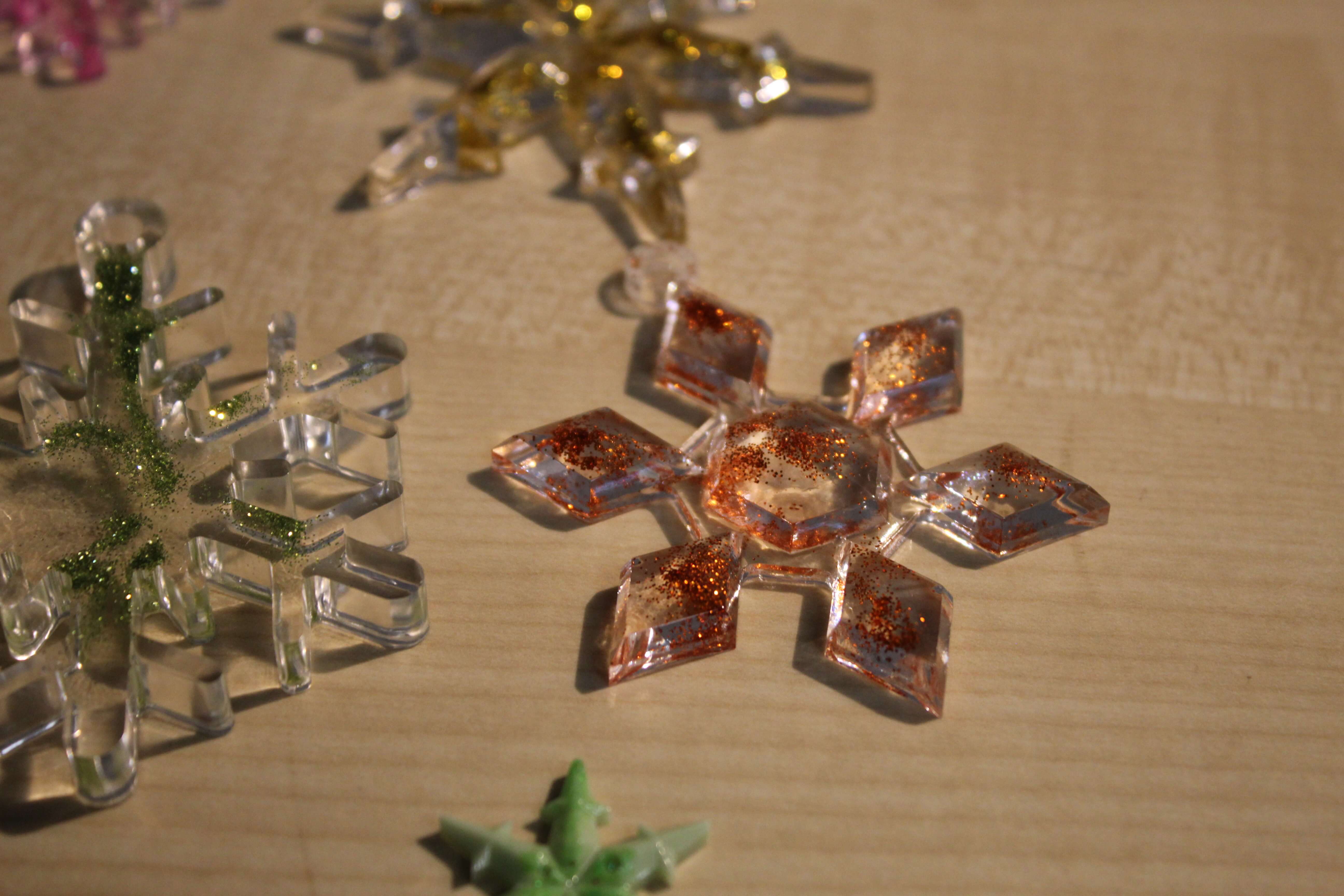 Creatieve workshop epoxyhars gieten - Foto