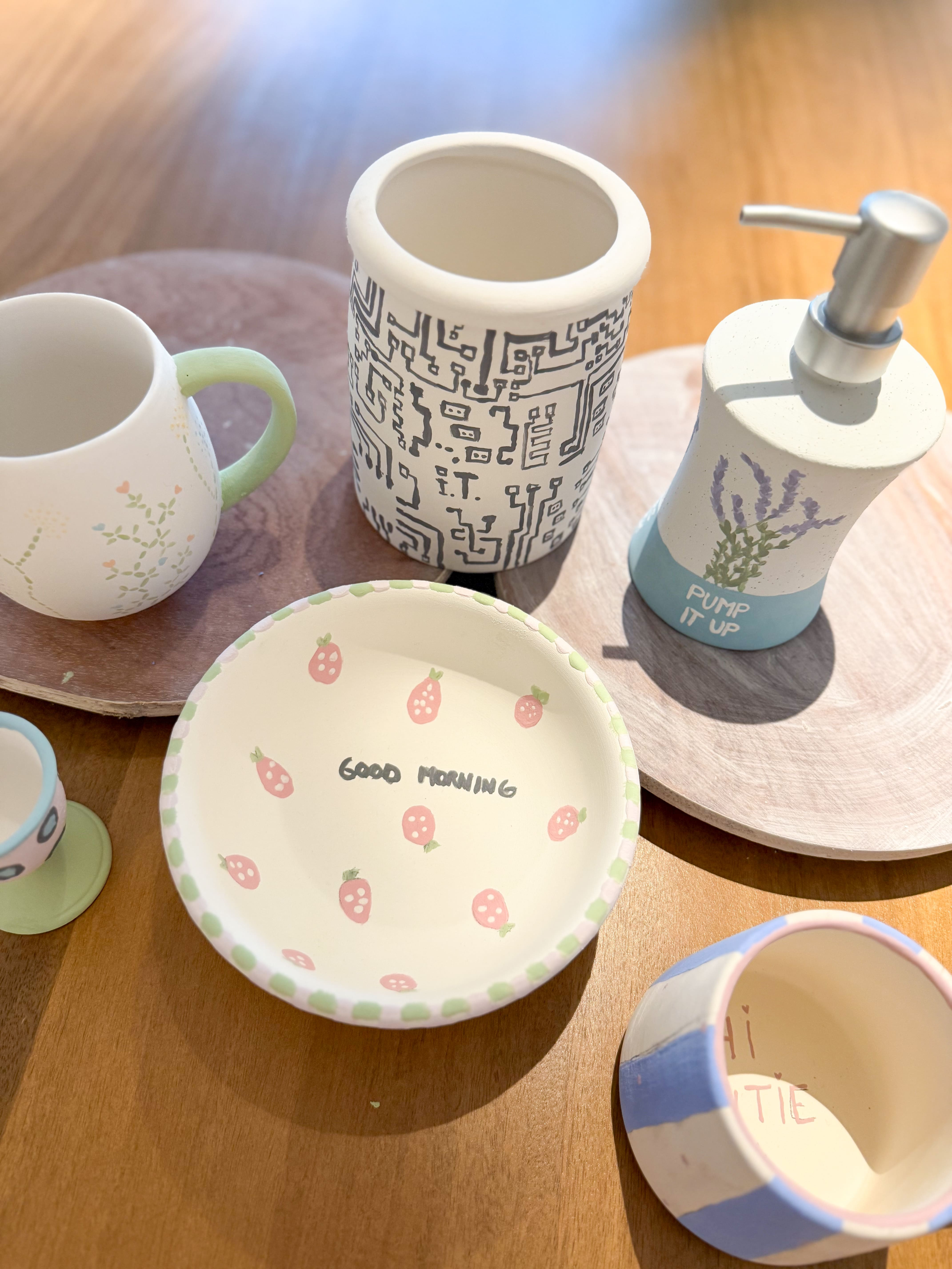 Keramiek schilderen - PYOP (paint your own pottery) - Foto