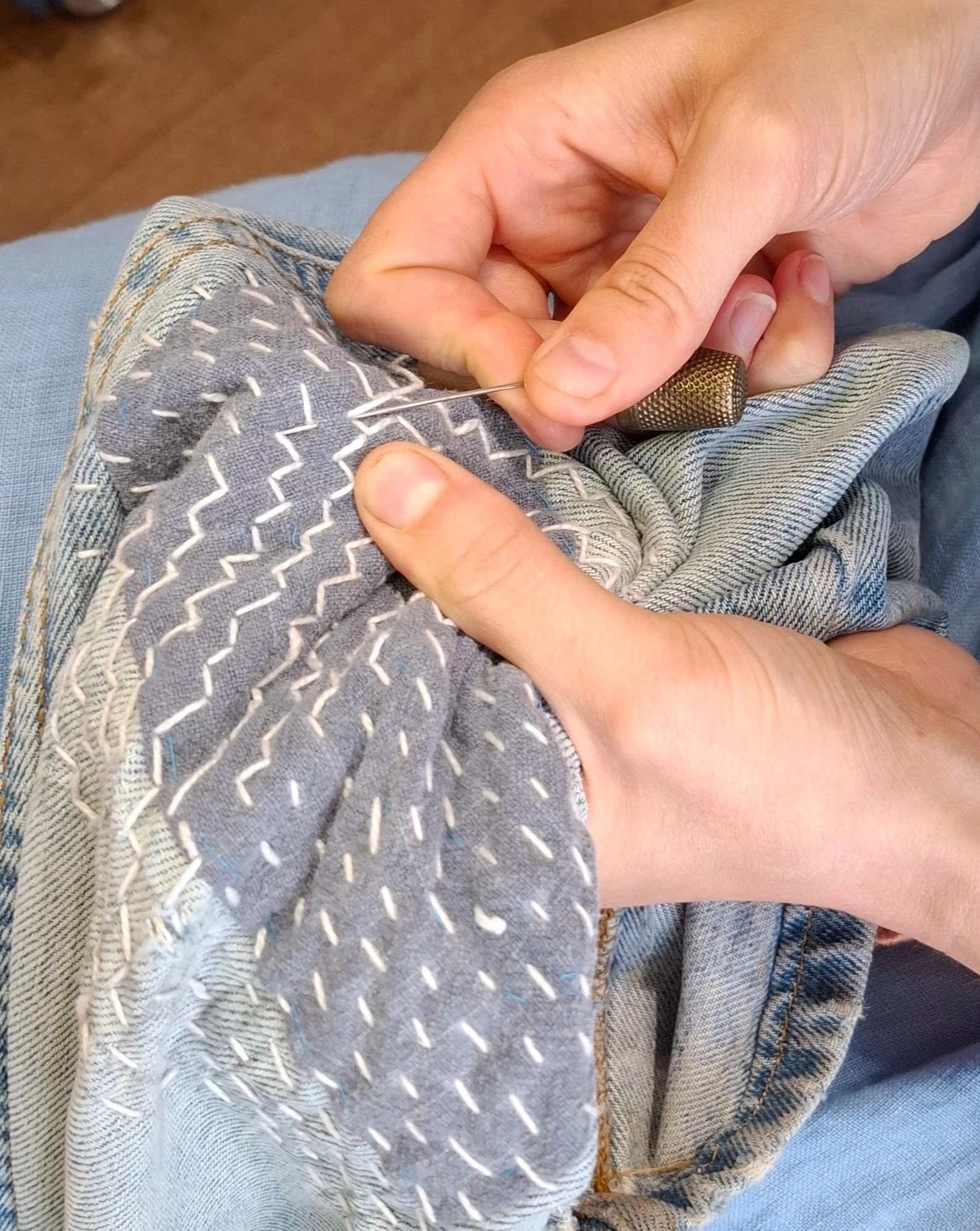 Sashiko Visible Mending bij REST - Foto