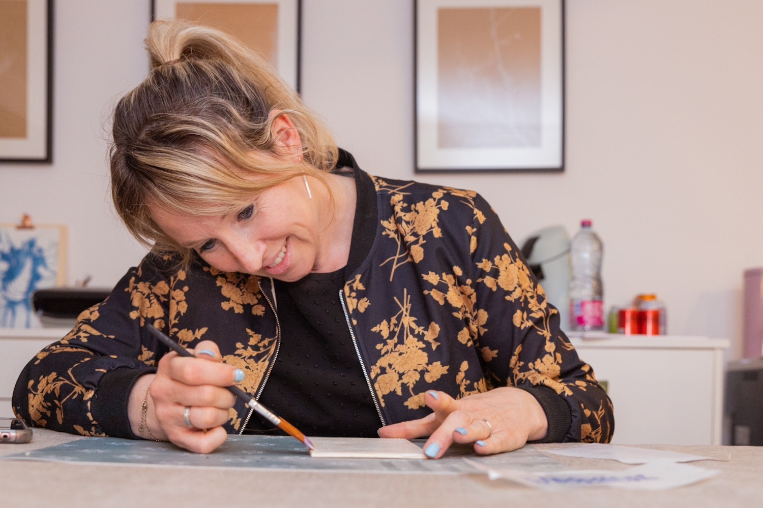 Prints maken op hout - Online workshop met diy-pakket - Foto