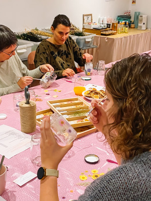 Floral lanterns met droogbloemen workshop