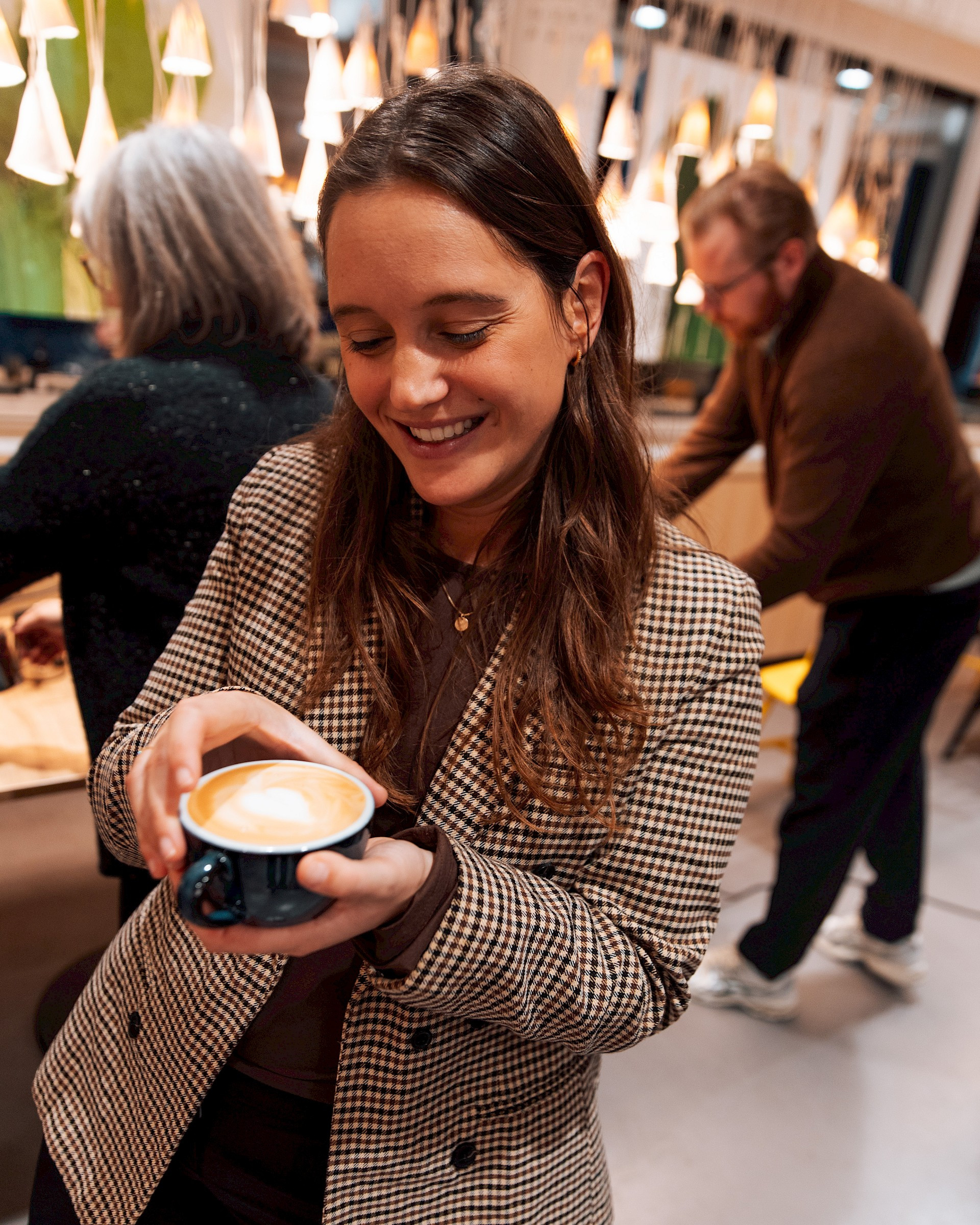 Not your average teambuilding — welcome to Latte Art! ☕️ - Foto