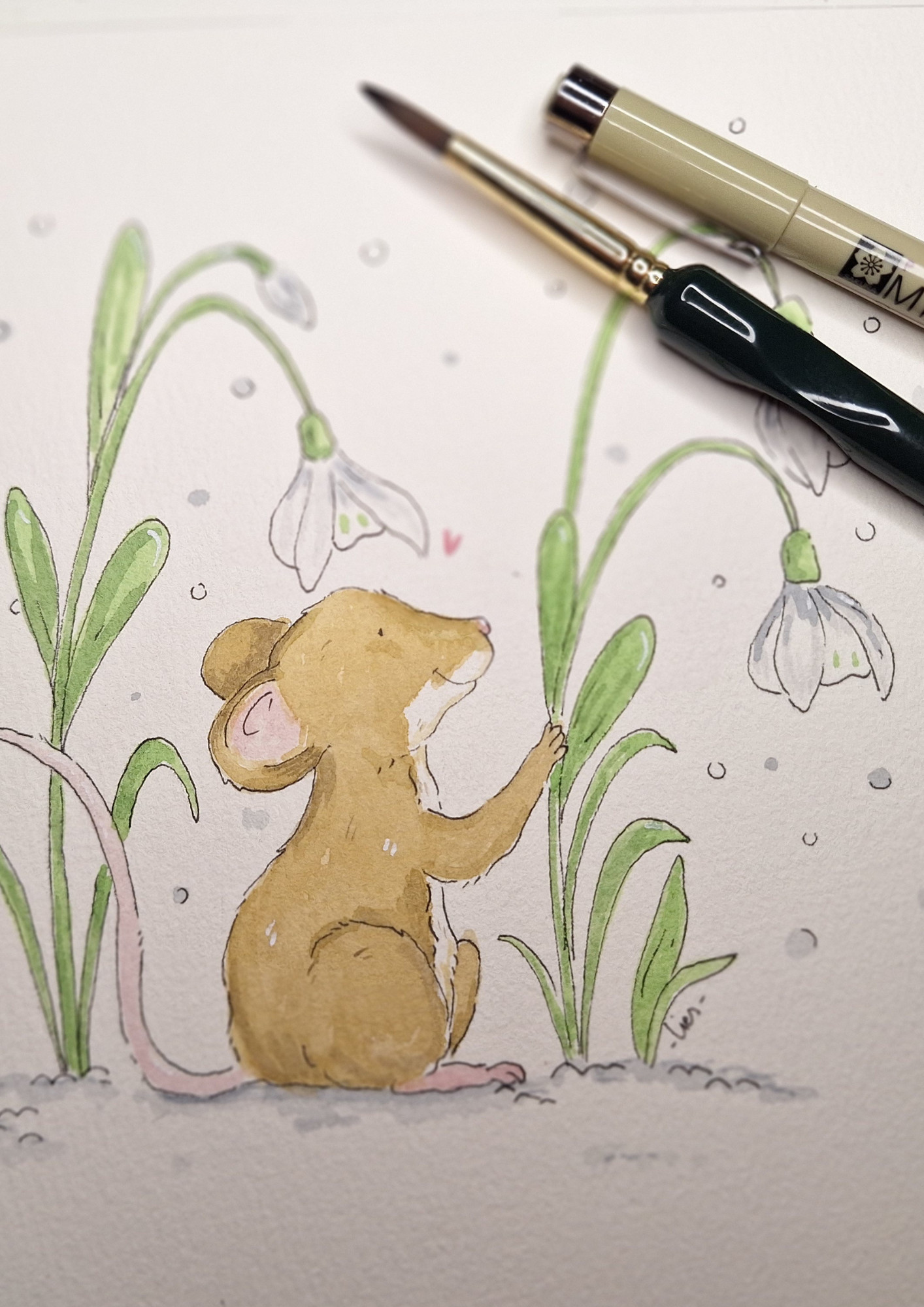 Creëer je eigen illustratie: Muisje tussen de sneeuwklokjes – compleet DIY aquarelpakket voor thuis - Foto