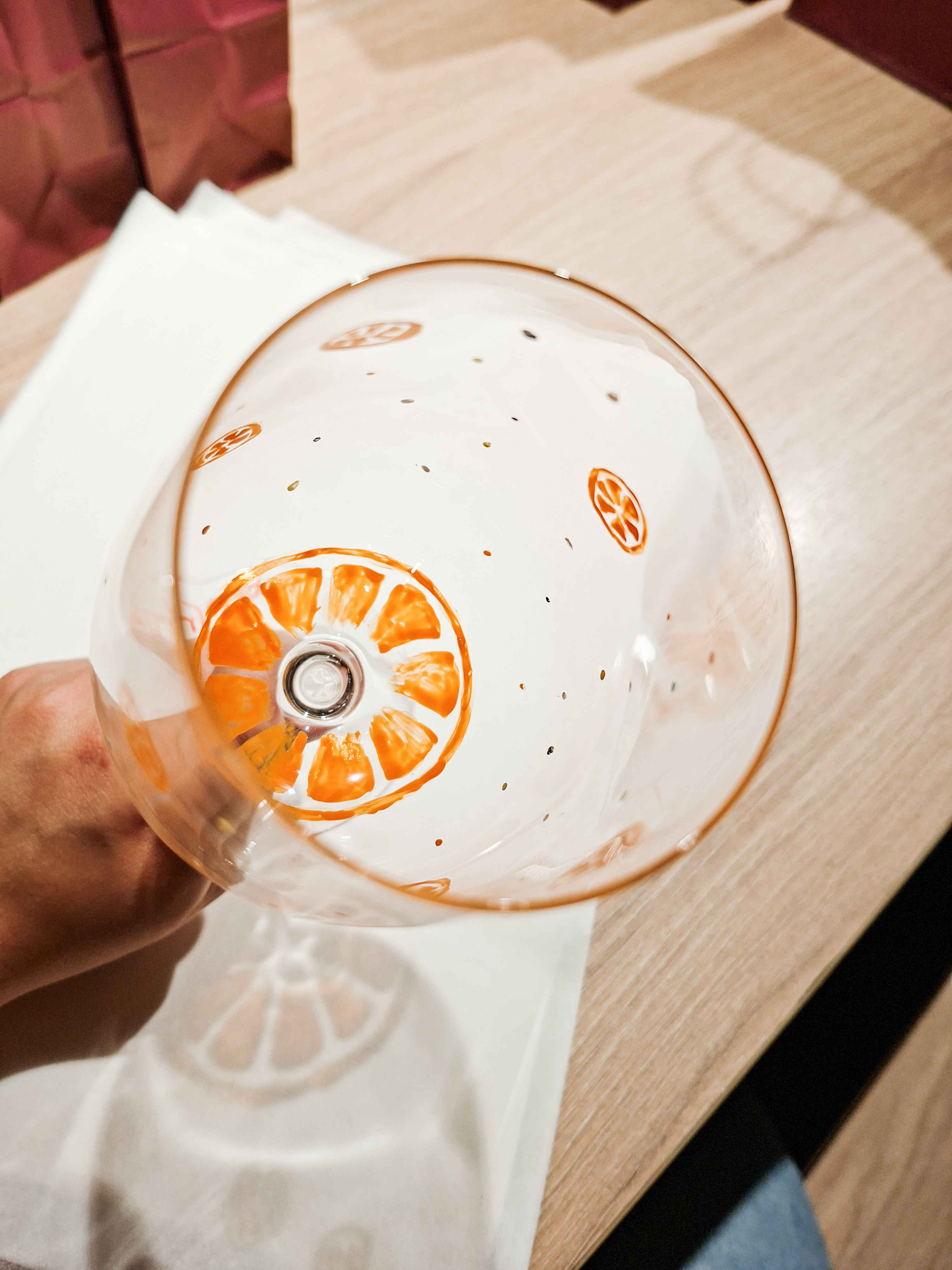 Glas Paint & Sip - Je eigen glazenset schilderen - Foto