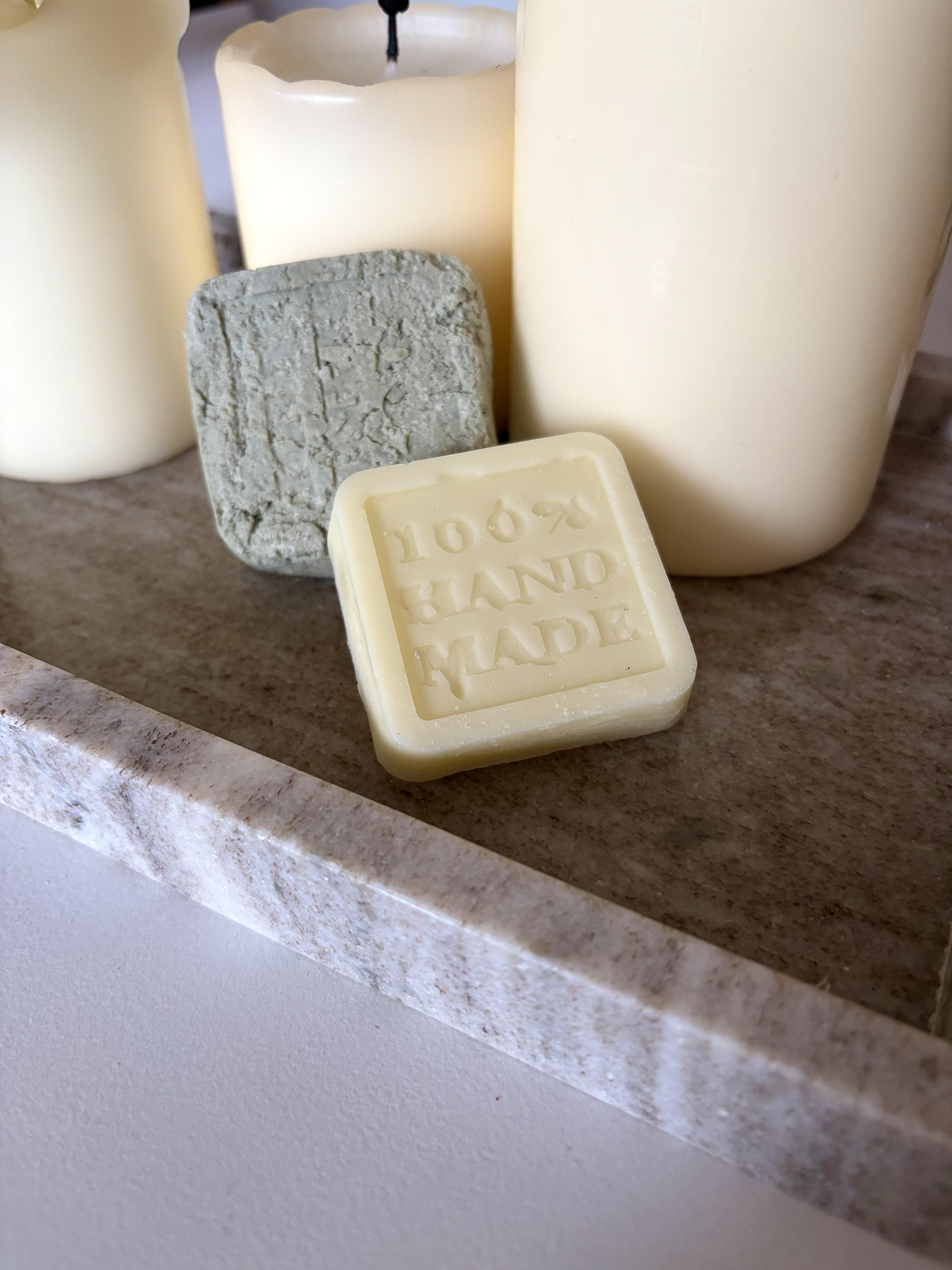 Maak je eigen shampoo bar en conditioner bar, afgestemd op haartype en de behoeften van huid en haar. - Foto