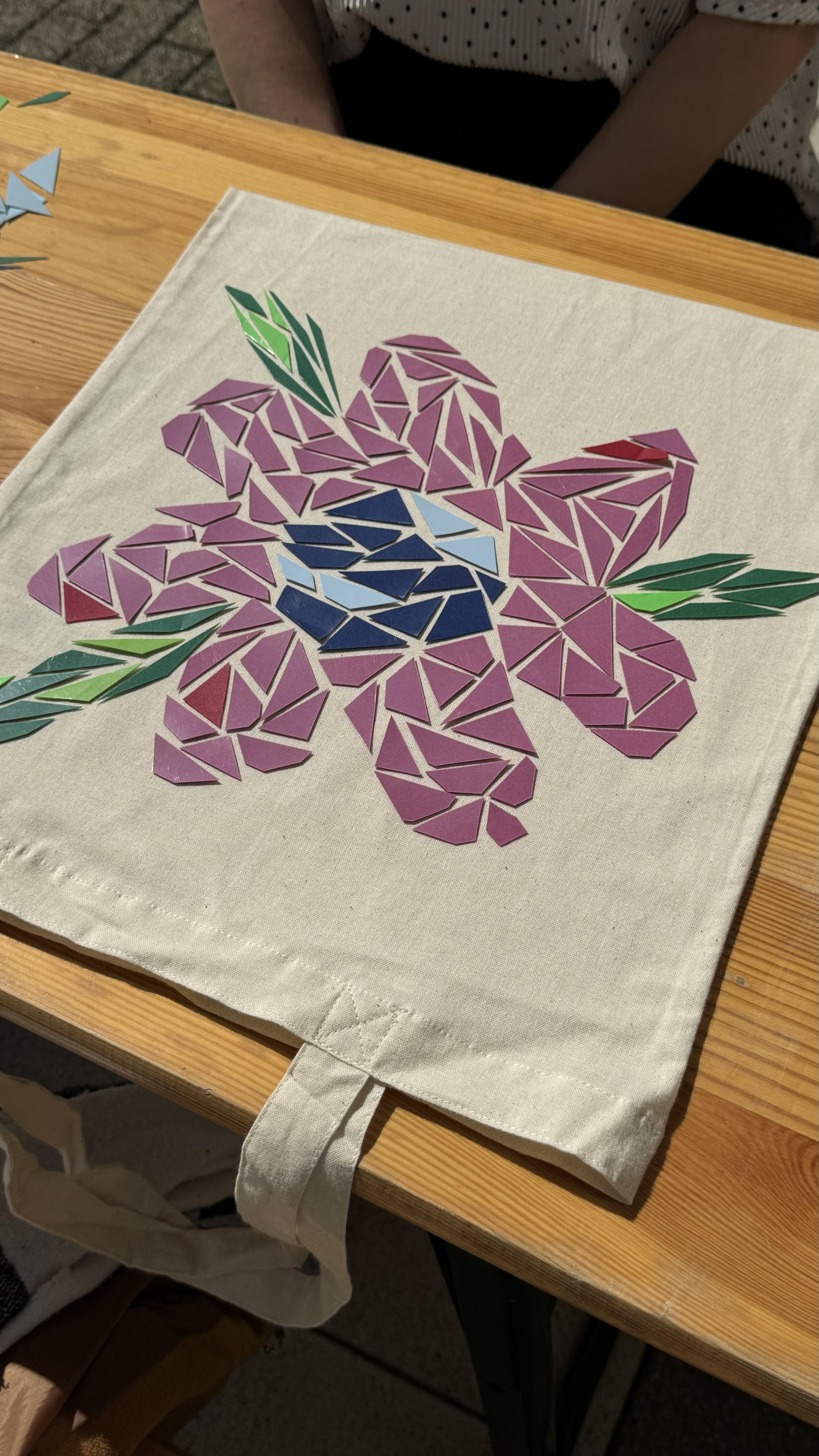 Design je eigen shirt of tas met je collega's - Foto