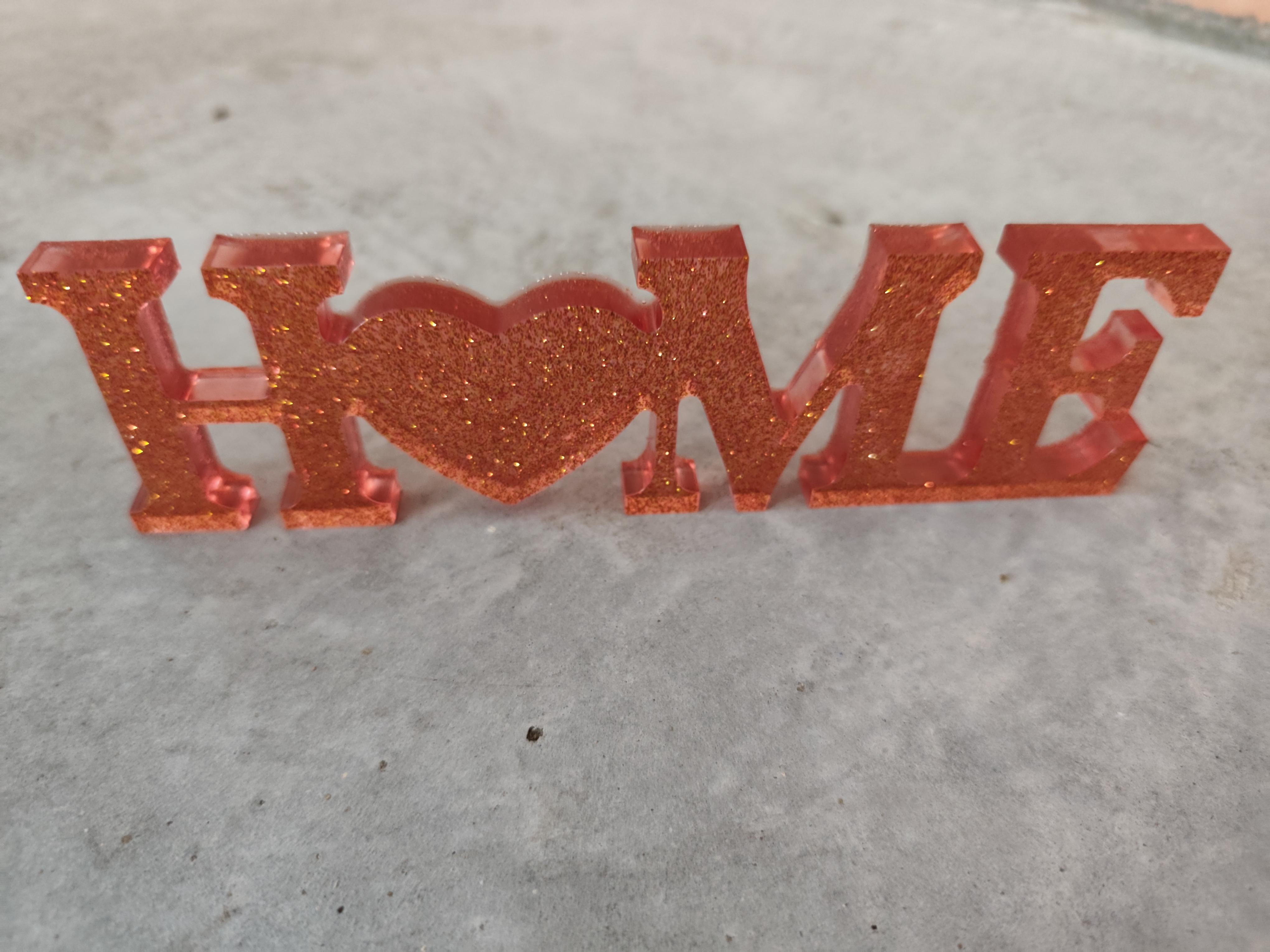 Deco woord – HOME | LOVE | FRIENDS in epoxy - Foto