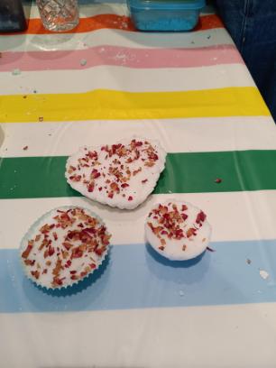 Creatief kinderfeestje bruisbal en kneedzeep
