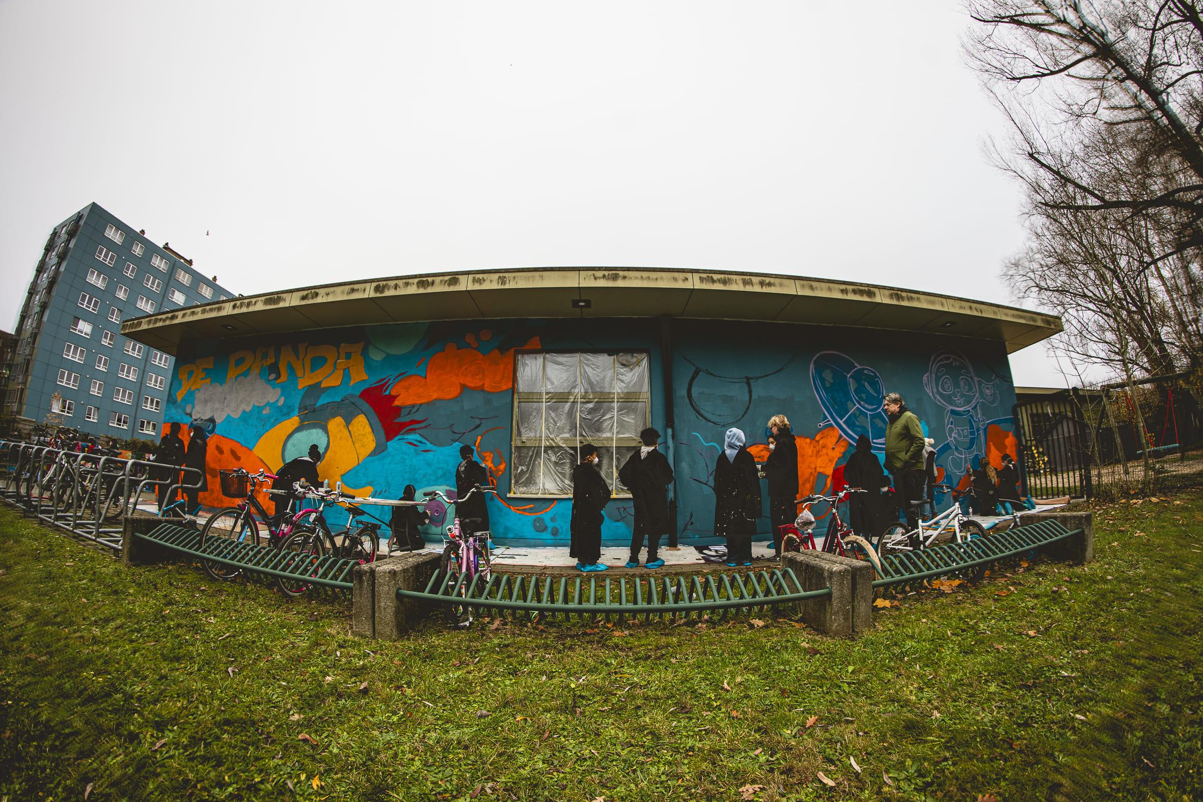 Workshop Graffiti op muur (speelplaats, gemeente,bedrijf,...) - Foto