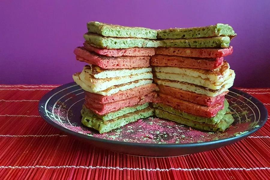 PANNENKOEKEN IN ALLE VORMEN, KLEUREN & MATEN VOOR (GROOT)OUDERS & KINDEREN - Foto