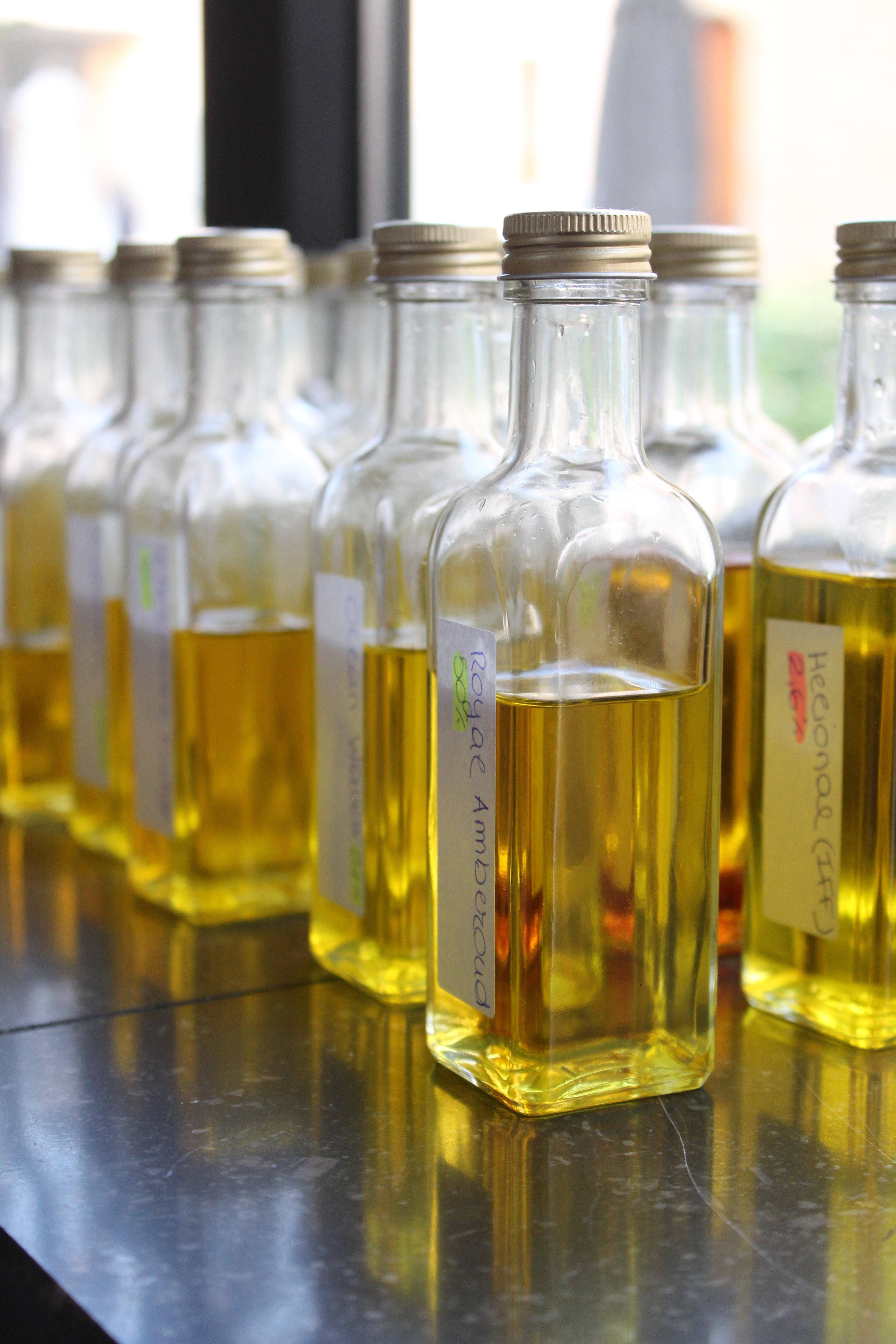 PARFUM maken - Foto