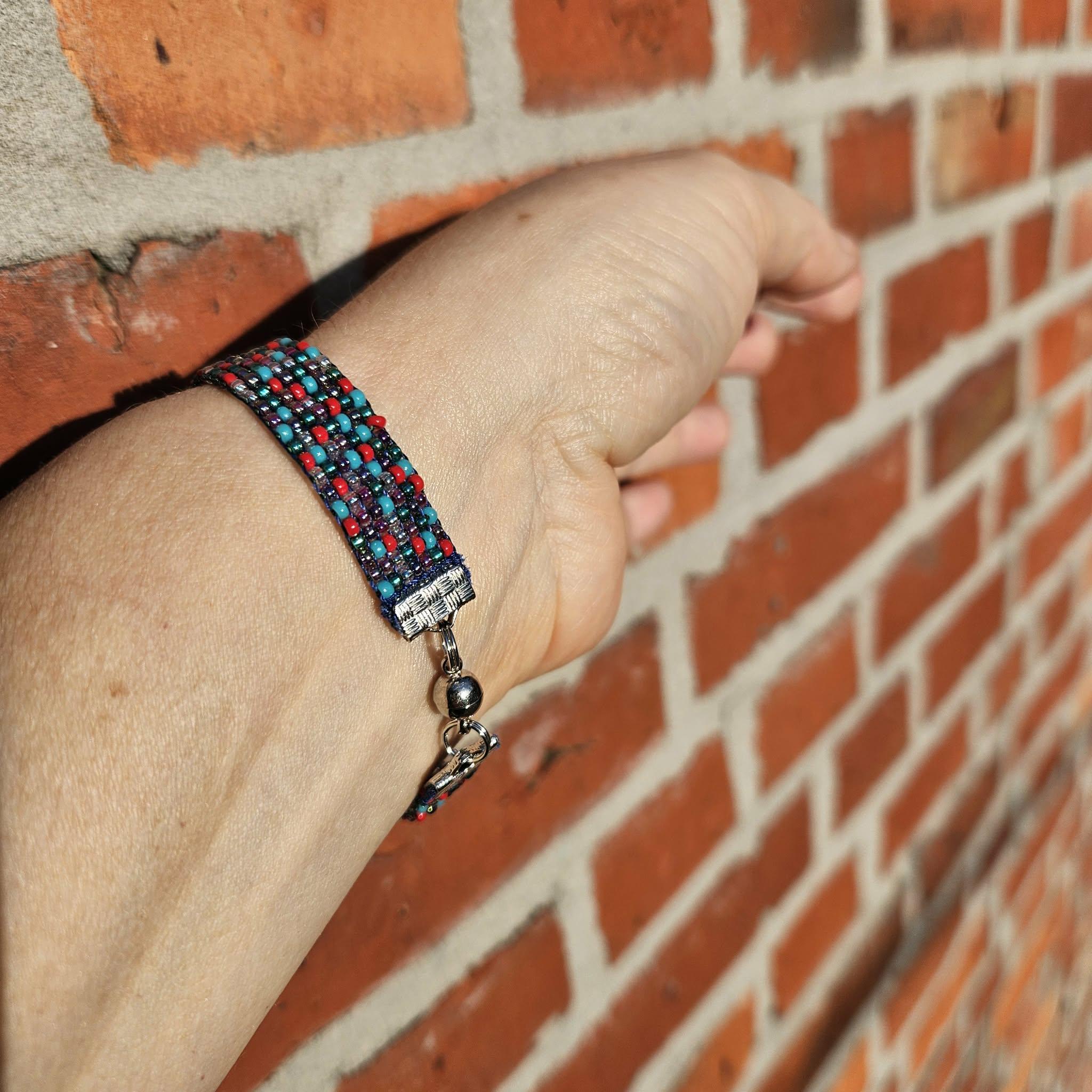 Workshop Armband weven op Weefraam - Foto
