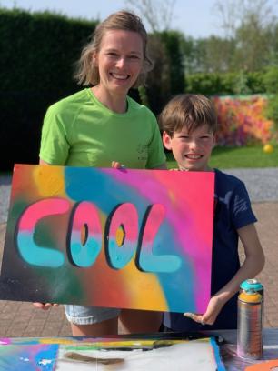 Ouder-tiener 10+: Graffiti stencil art