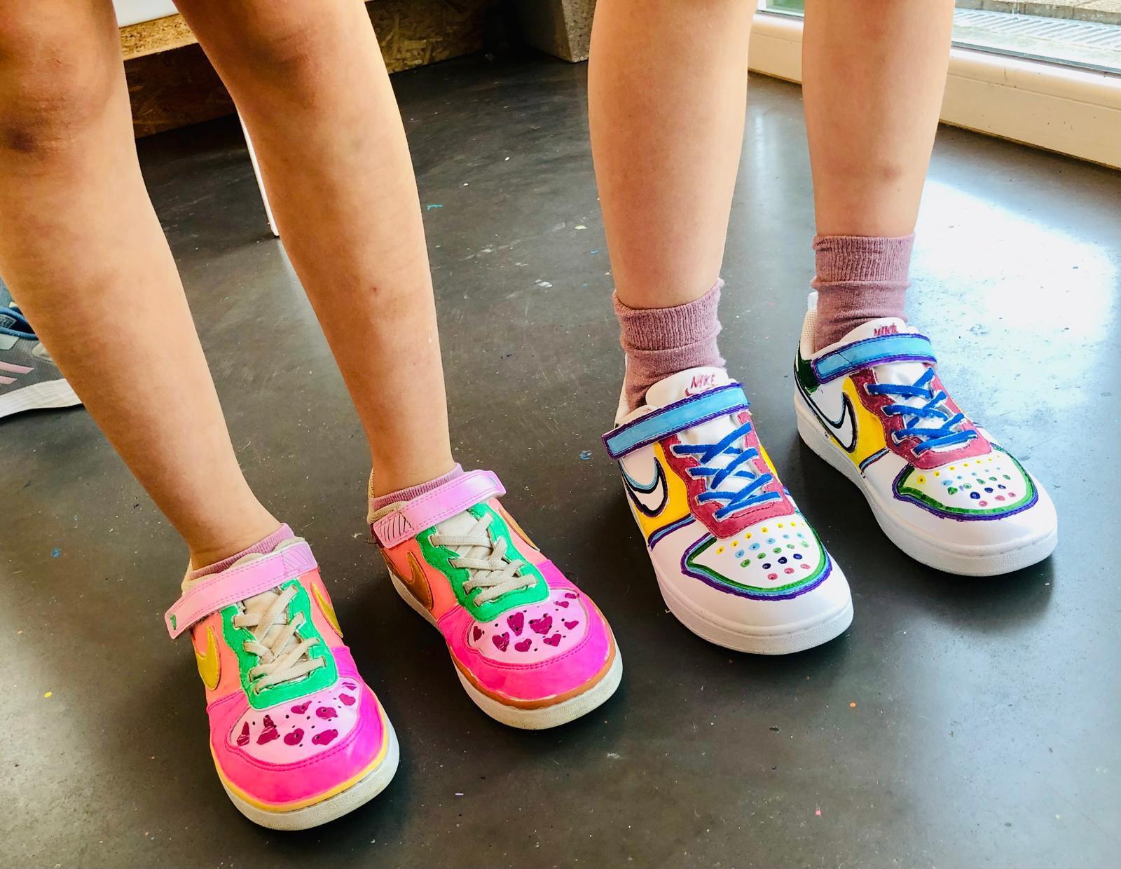 Acryl: Pimp your sneakers: ouder-kind juni - Foto