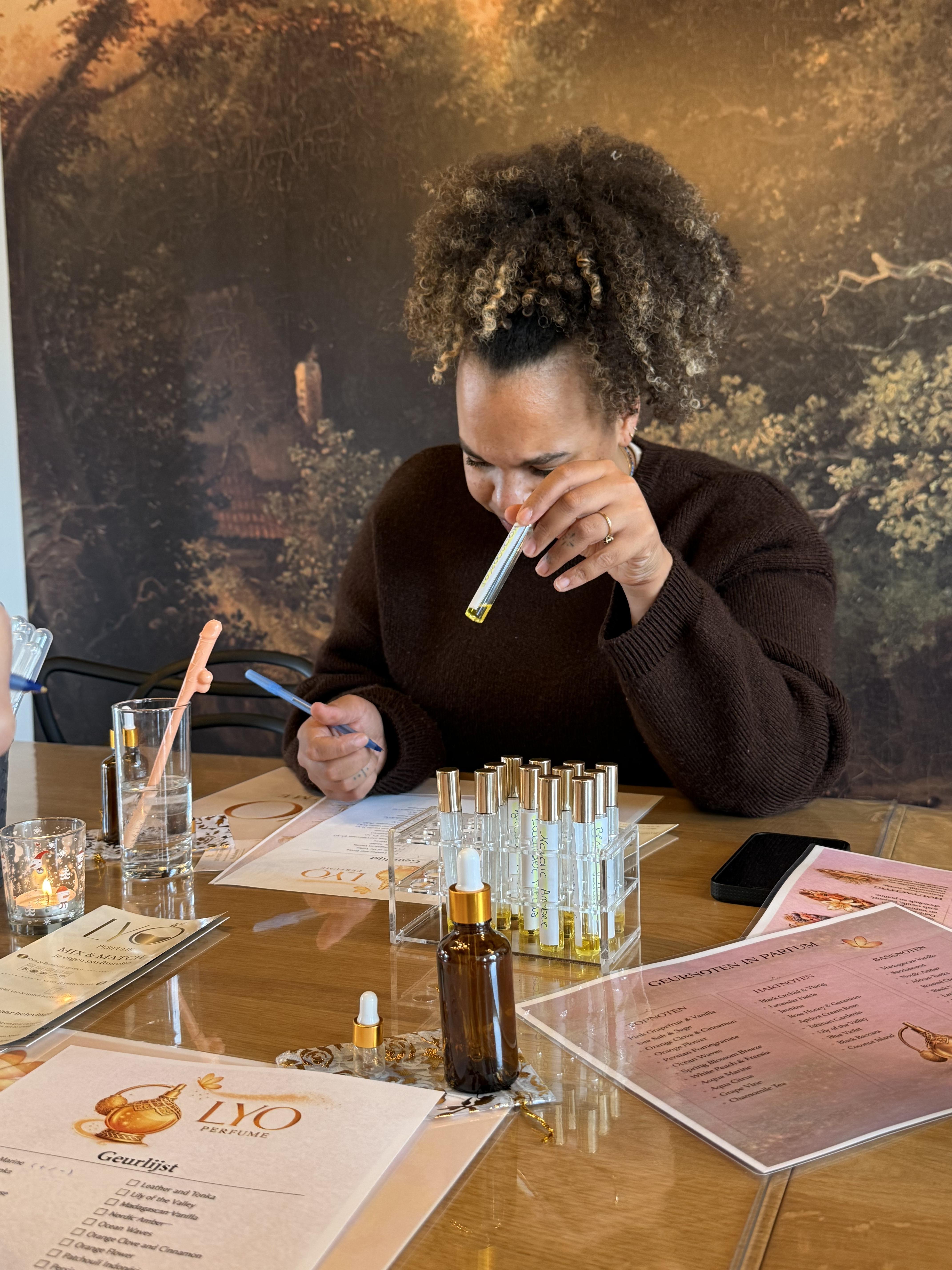 PARFUM MAKEN - Foto