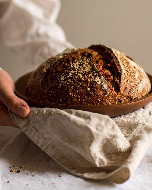 Eenvoudig desem - zuurdesem brood bakken en veel meer - Foto