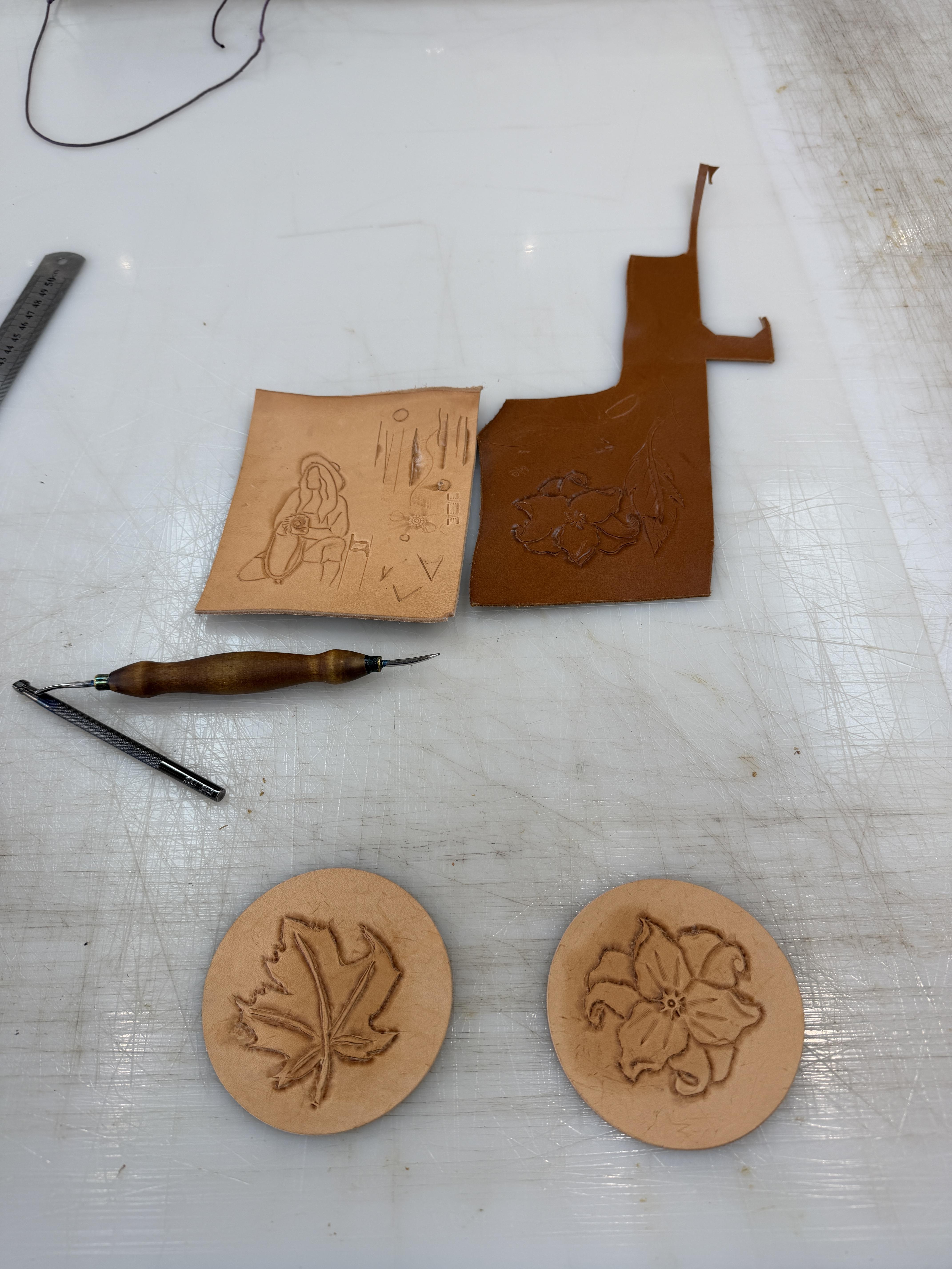 Leathercarving en tooling voor beginners - Foto