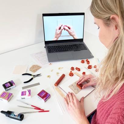 Online workshop oorbellen maken met polymeerklei