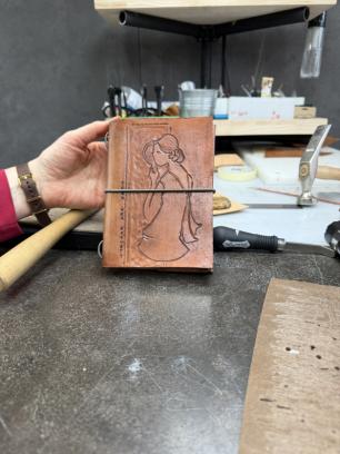 Workshop Leathercarving: Maak je eigen A5-Cover