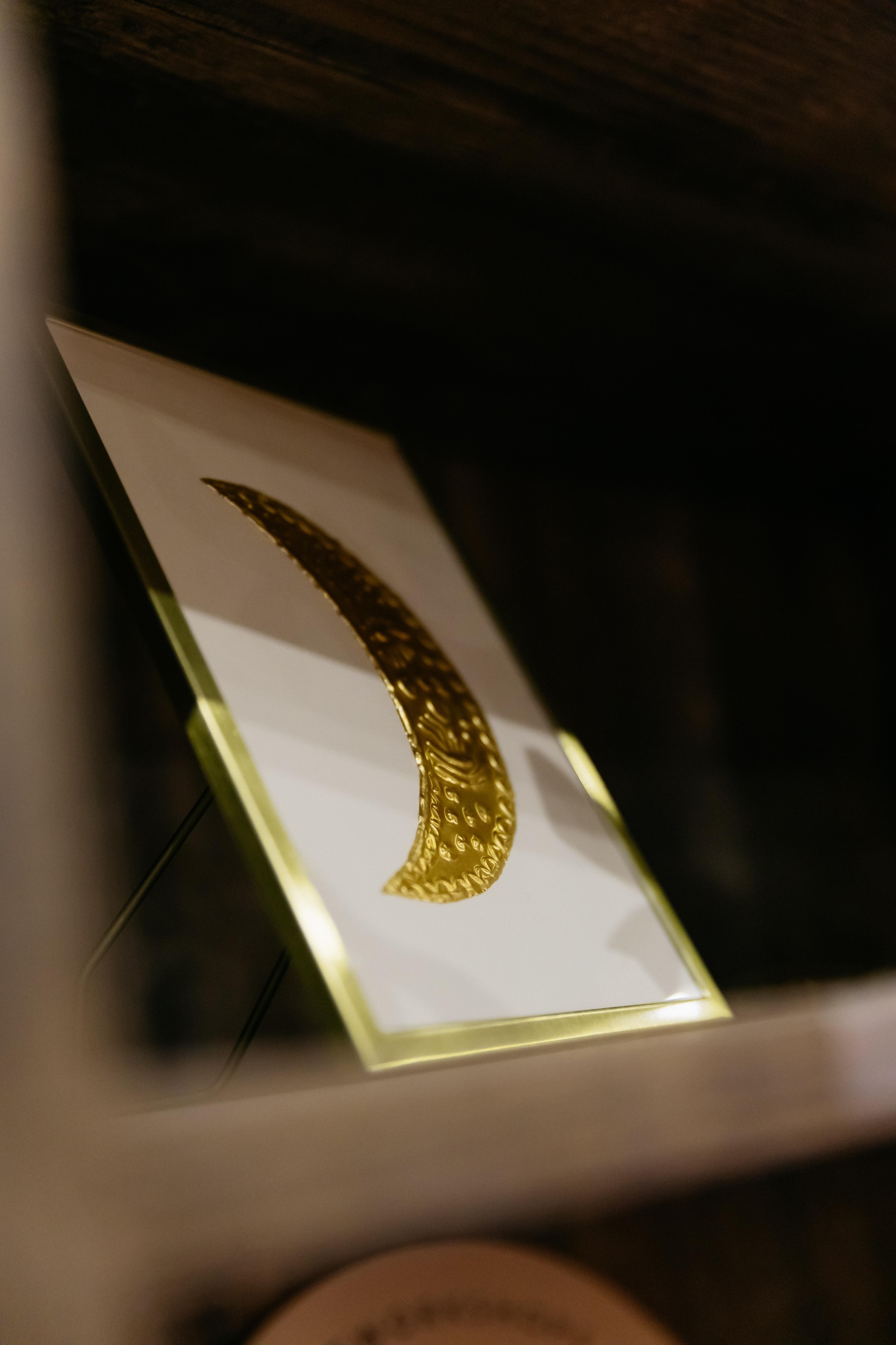Metaalfolie kunstwerk met embossing techniek - Inloopworkshop - Foto