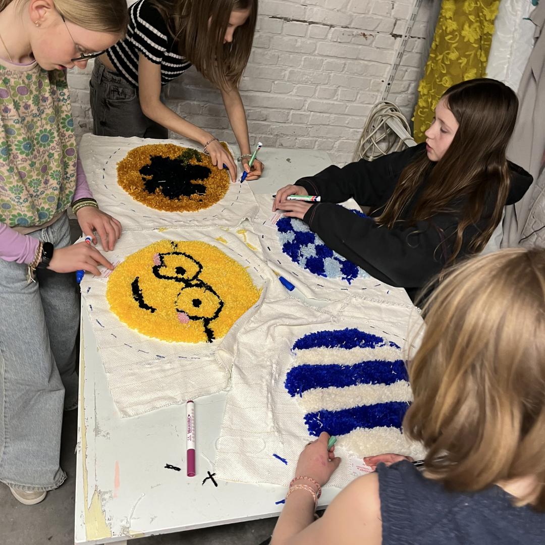 Naailessen voor ouder & kind in Leuven – Samen naaien en creëren - Foto