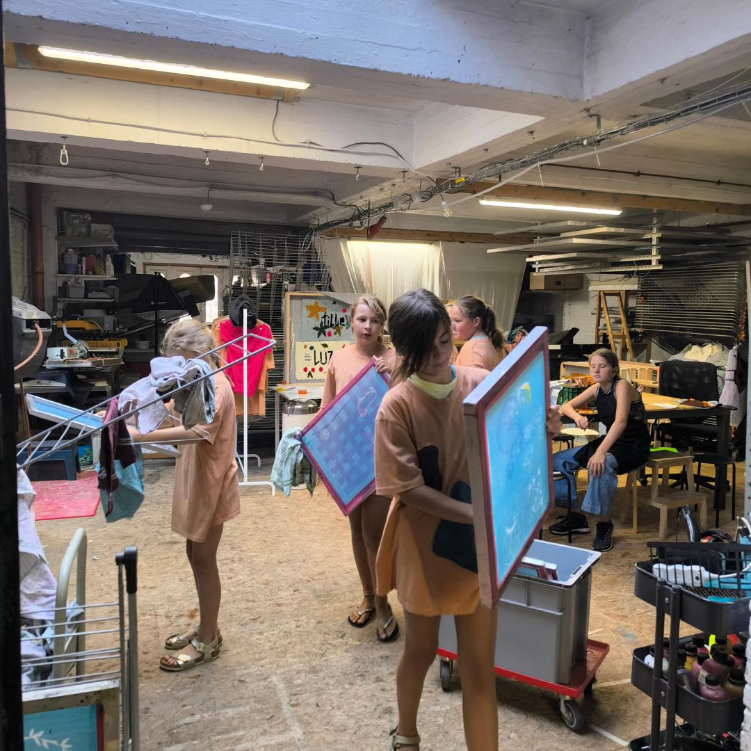 Naaien en textielbewerking voor kinderen in Leuven - Foto