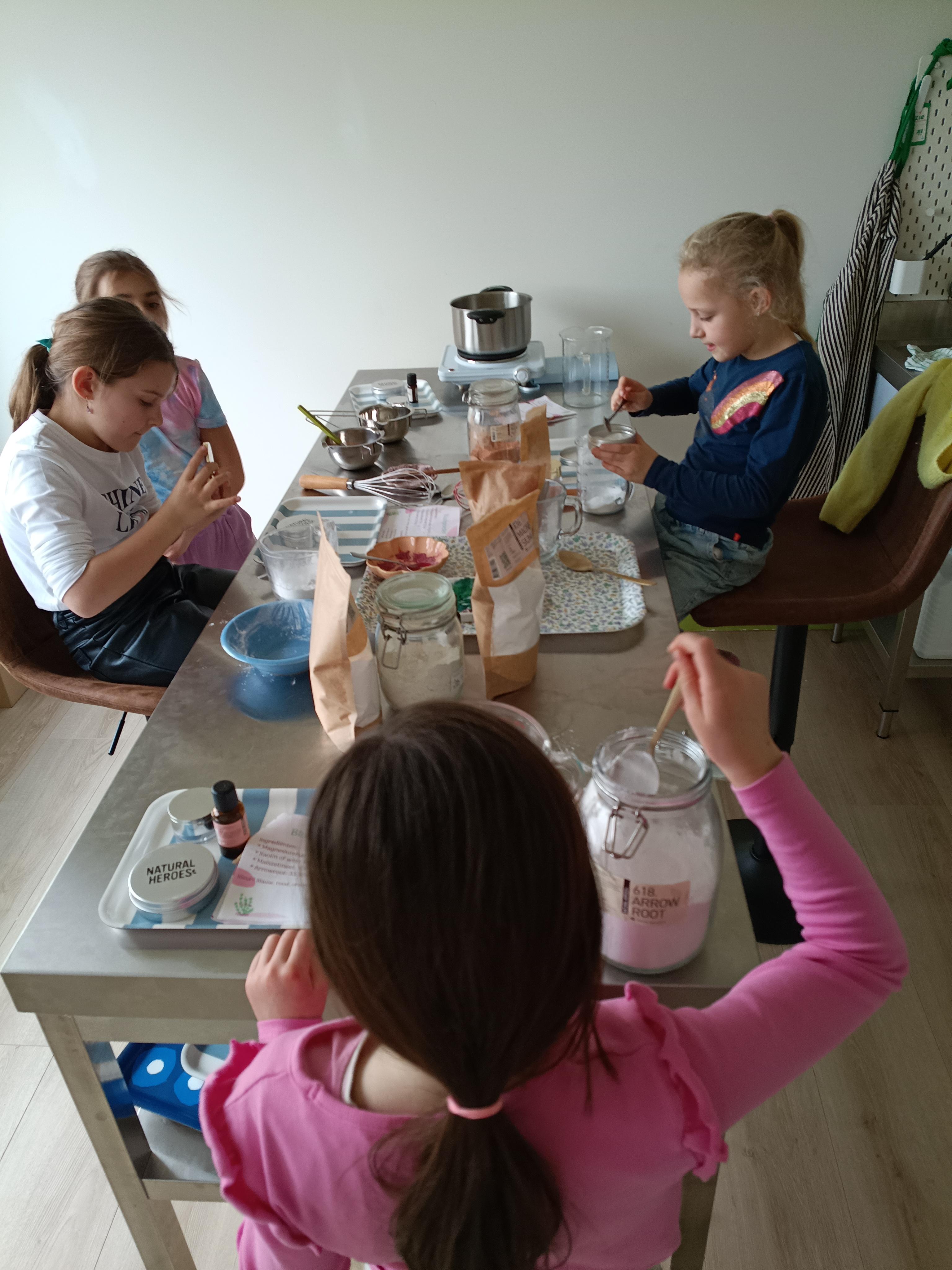 Kids workshop Citroenkaars & relaxing badzout (volledige dag - vanaf 8 jaar) - Foto