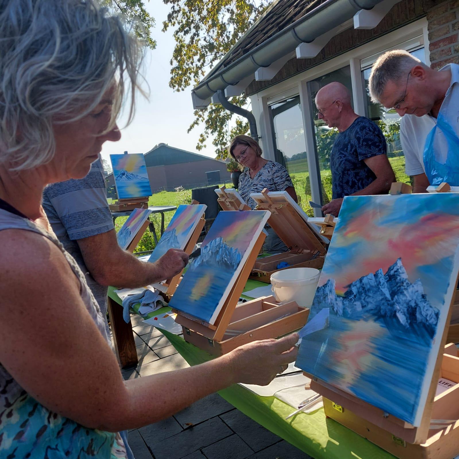 Waanzinnige Schilderworkshop in de stijl van Bob Ross - Foto