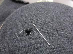 STOP! De gaten bij REST: Workshop Visible Mending - Foto