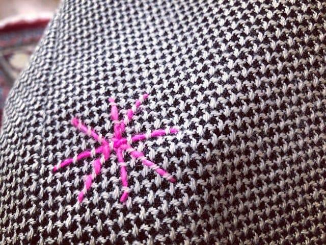 STOP! De gaten bij REST: Workshop Visible Mending - Foto