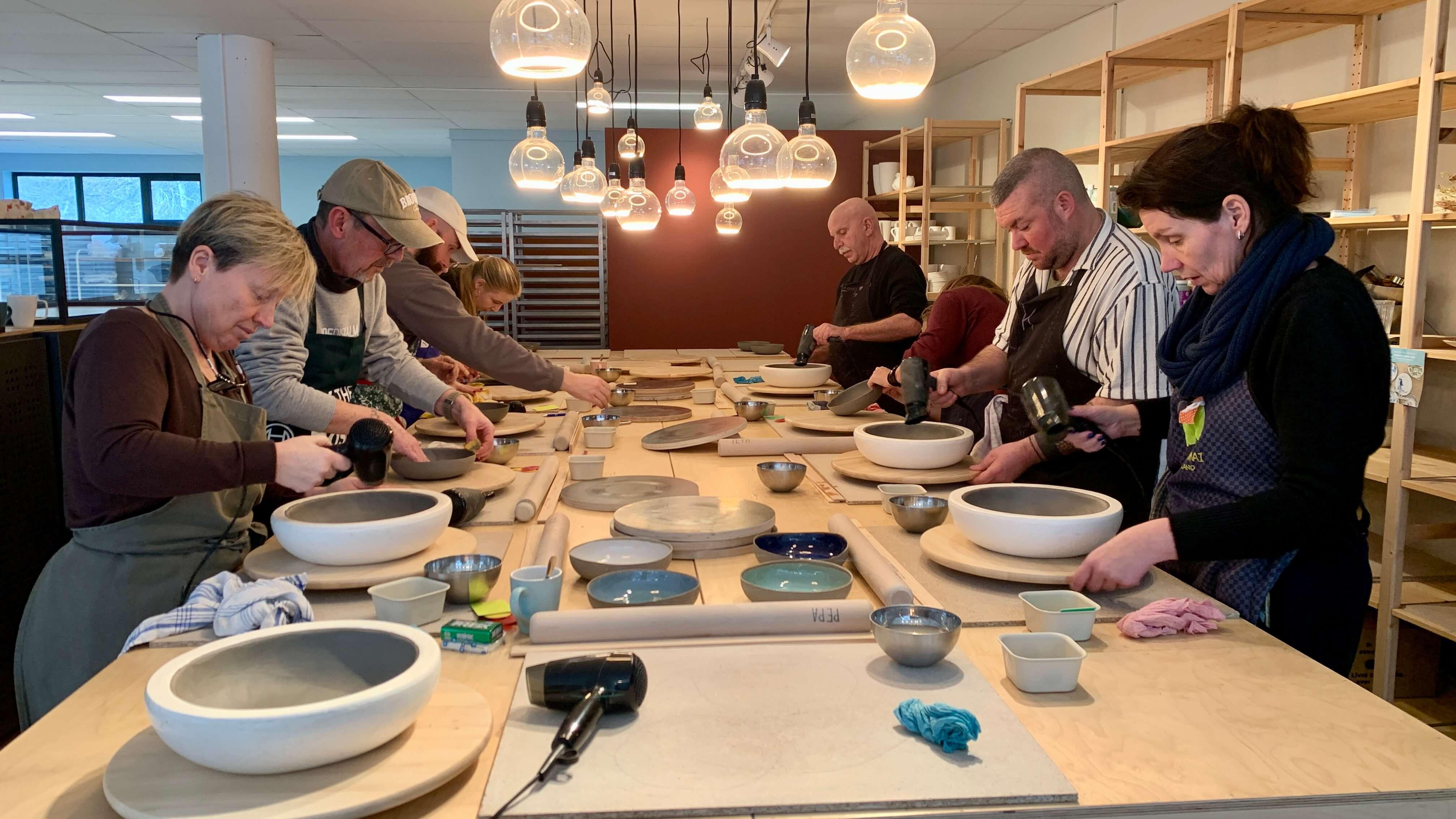 Workshop keramiek: drie kommen maken met mallen - Foto