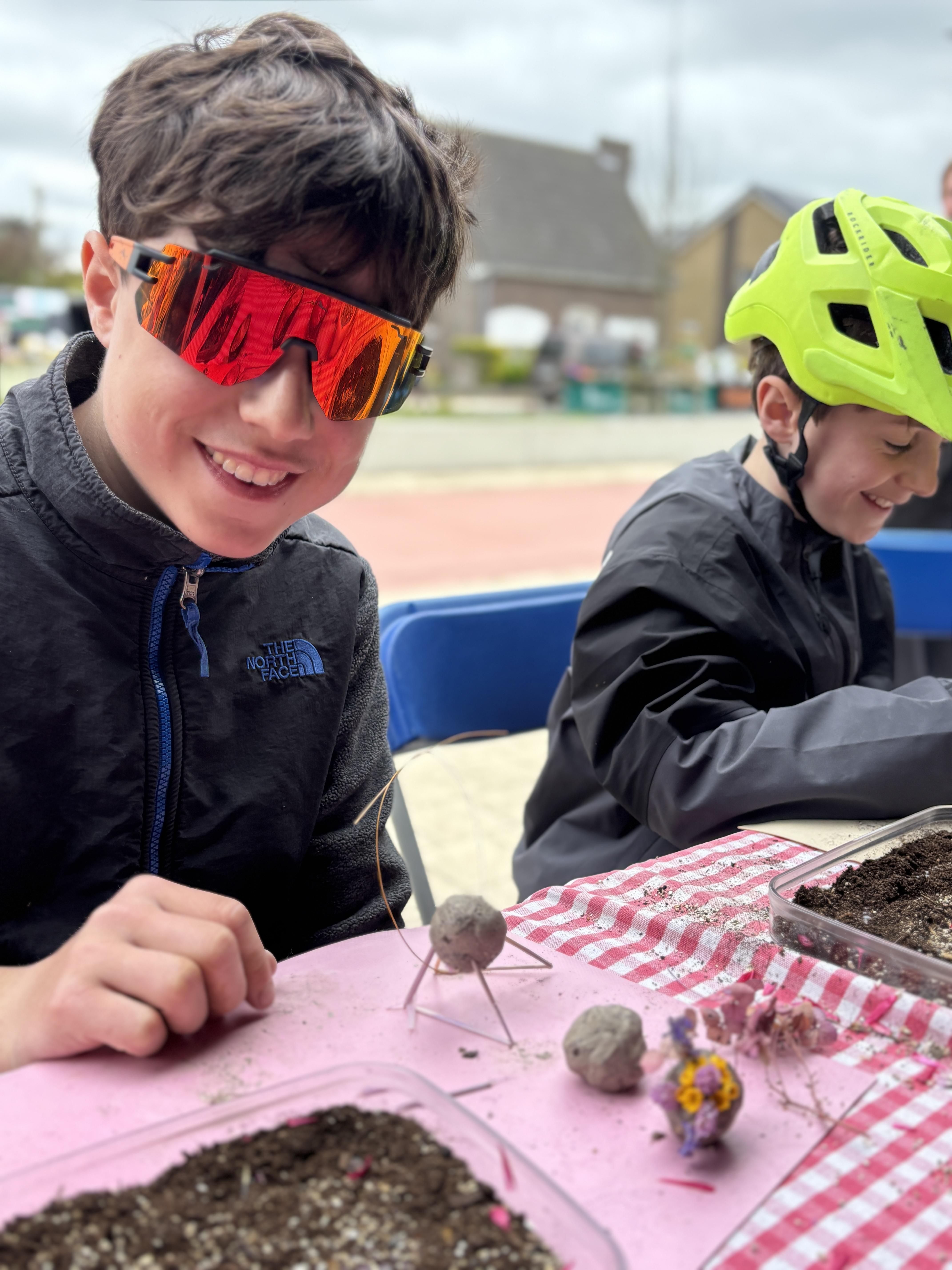 Workshop zaadbommetjes maken - Foto