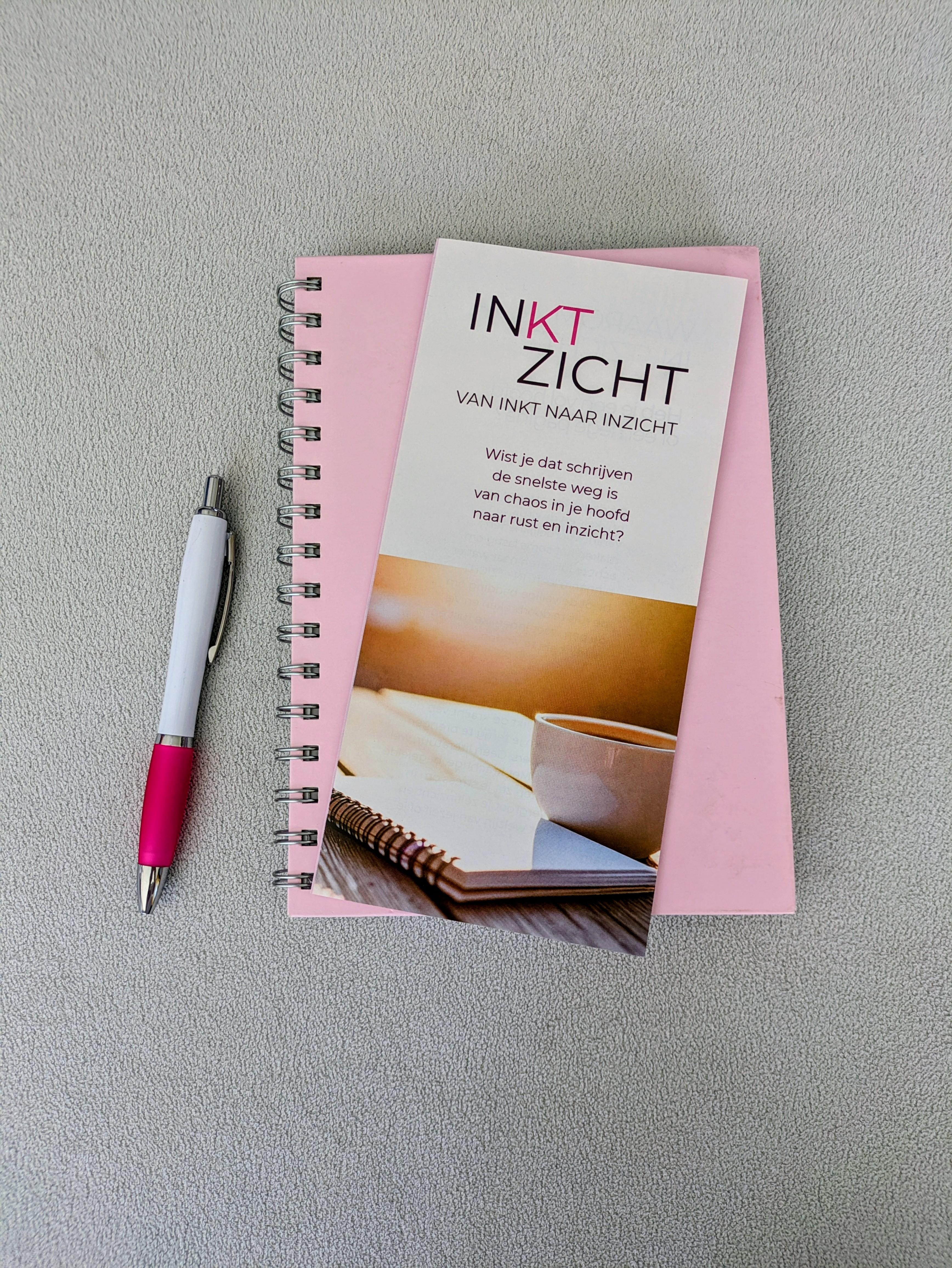 Schrijfworkshop: licht in de duisternis - schrijven voor mentaal welzijn - Foto