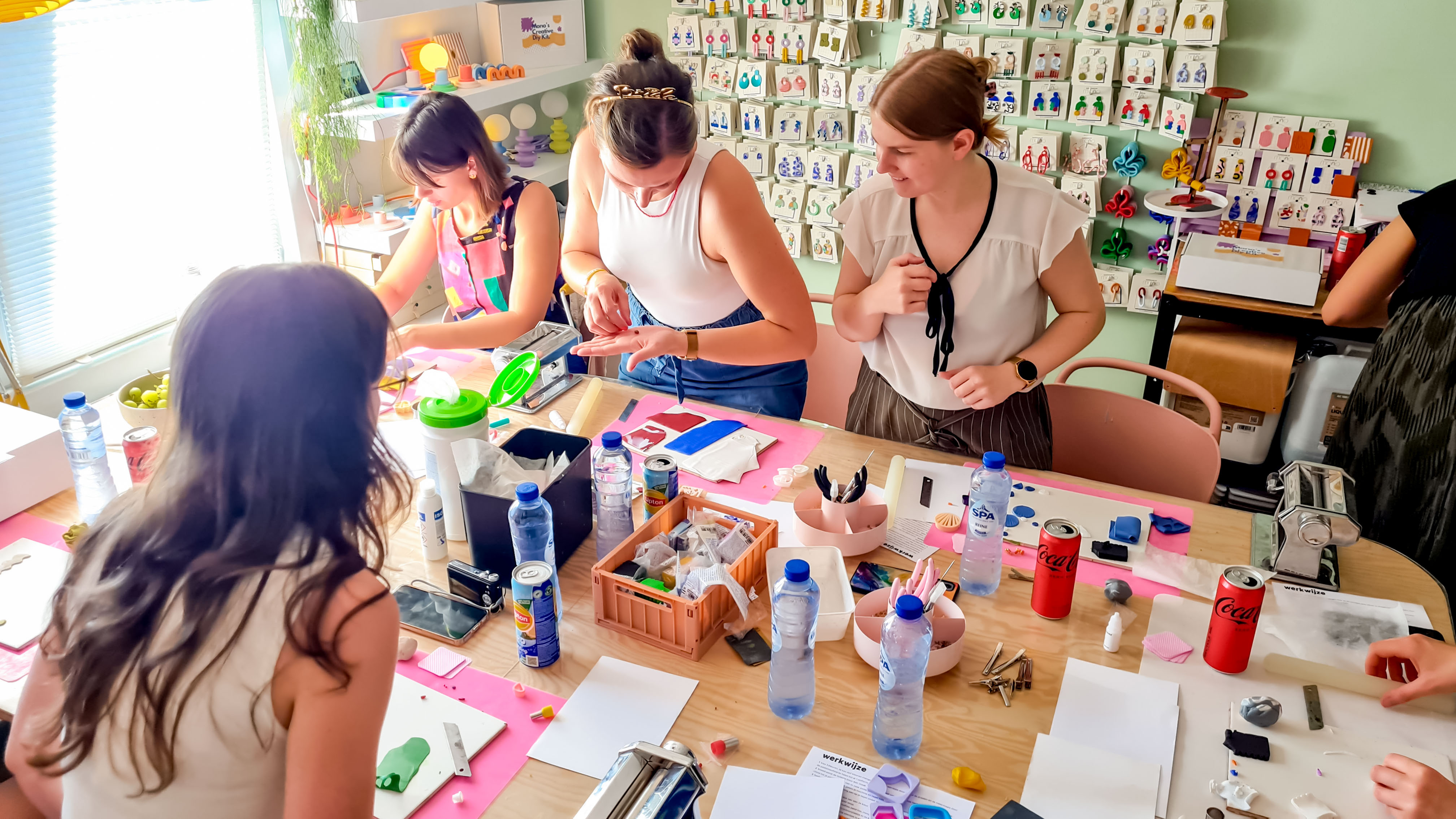 oorbellen uit polymeerklei voor beginners