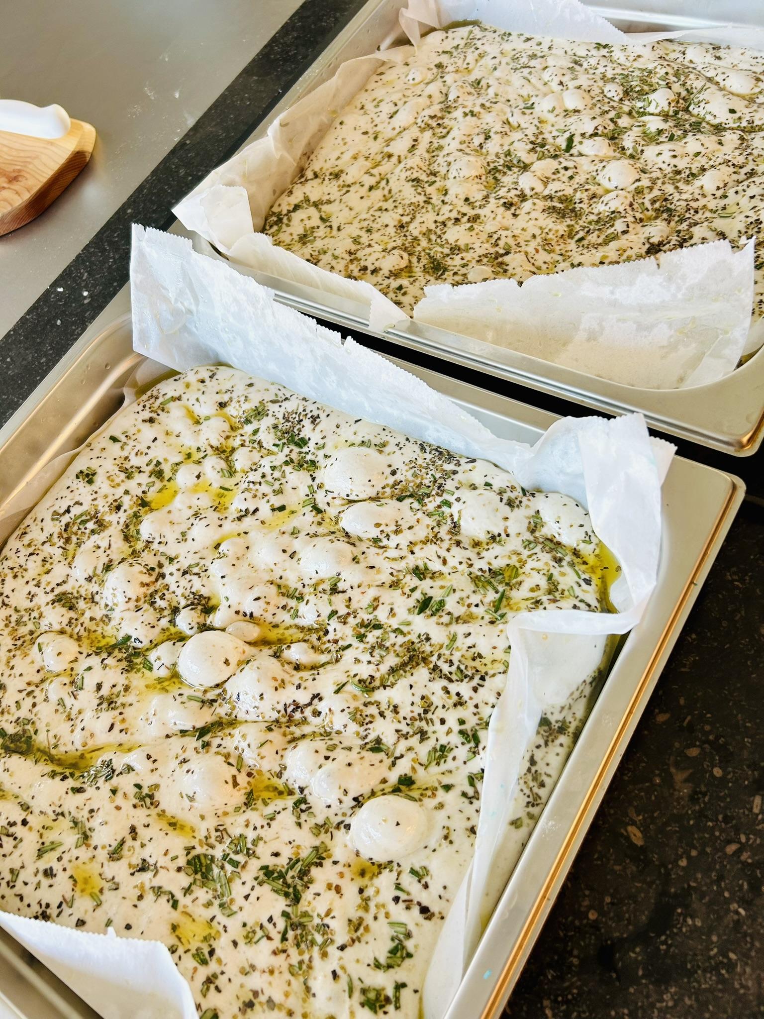 Focaccia, Italiaans genieten uit je eigen oven - Foto