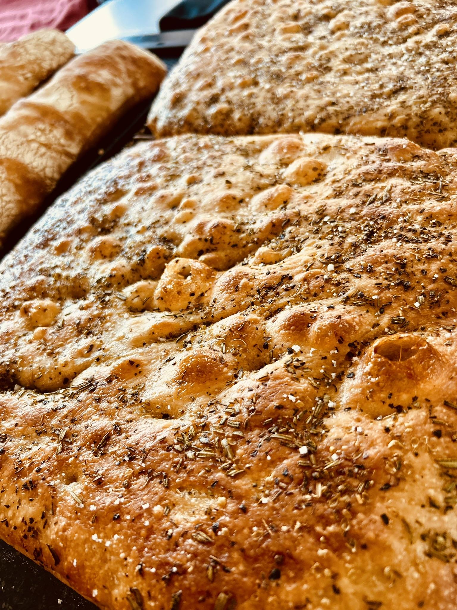 Focaccia, Italiaans genieten uit je eigen oven - Foto